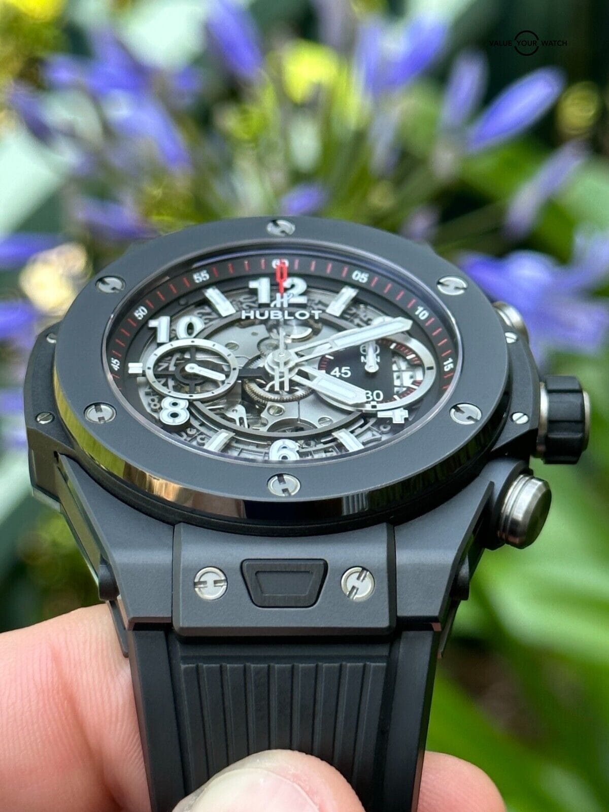 Hublot Big Bang Unico Black Magic Chronograph - Full Set in Pristine Condition - Image 6
