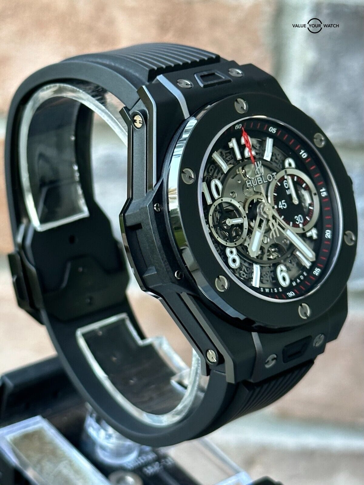 Hublot Big Bang Unico Black Magic Chronograph - Full Set in Pristine Condition - Image 8