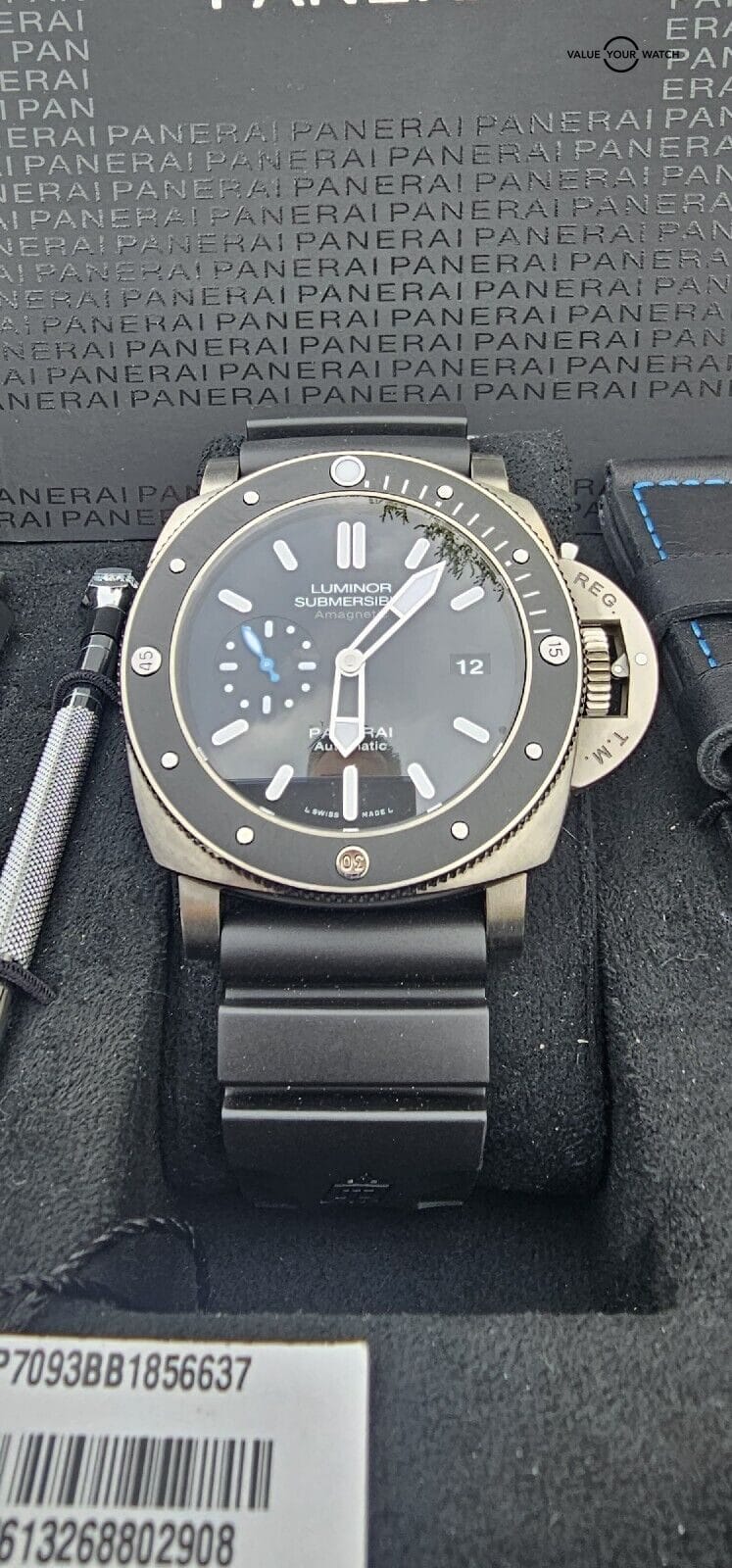 Panerai Luminor Submersible Amegnetic- PAM01389 - Image 9