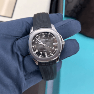 2020 New Unworn Tiffany Stamp Patek Philippe Aquanaut Steel 40mm 5167A-001