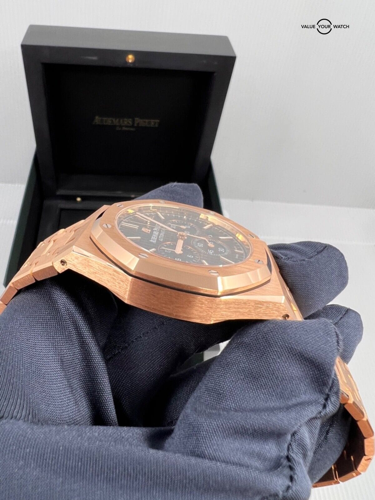 Unworn 2017 Audemars Piguet Royal Oak Chronograph Rose Gold 41mm Black Dial - Image 4