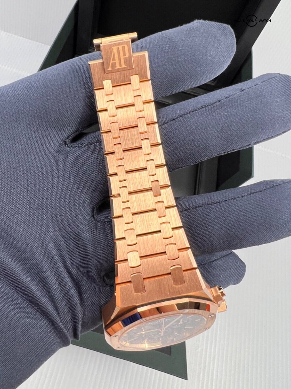 Unworn 2017 Audemars Piguet Royal Oak Chronograph Rose Gold 41mm Black Dial - Image 6