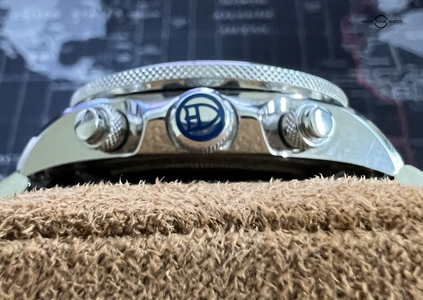 Tudor Heritage Chronograph Blue and Orange 42mm Complete Set with nato strap! - Image 3