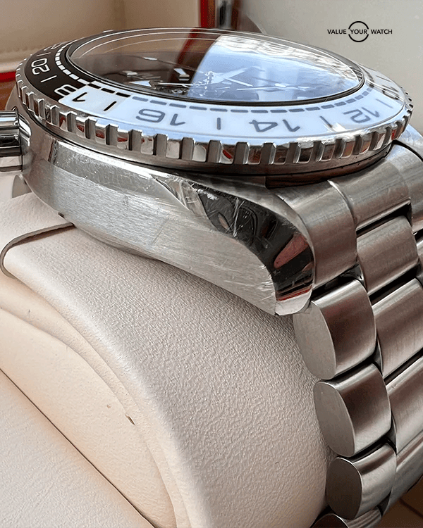 Omega Seamaster Planet Ocean 600m GMT Full-Set 215.30.44.22.01.001 - Image 11