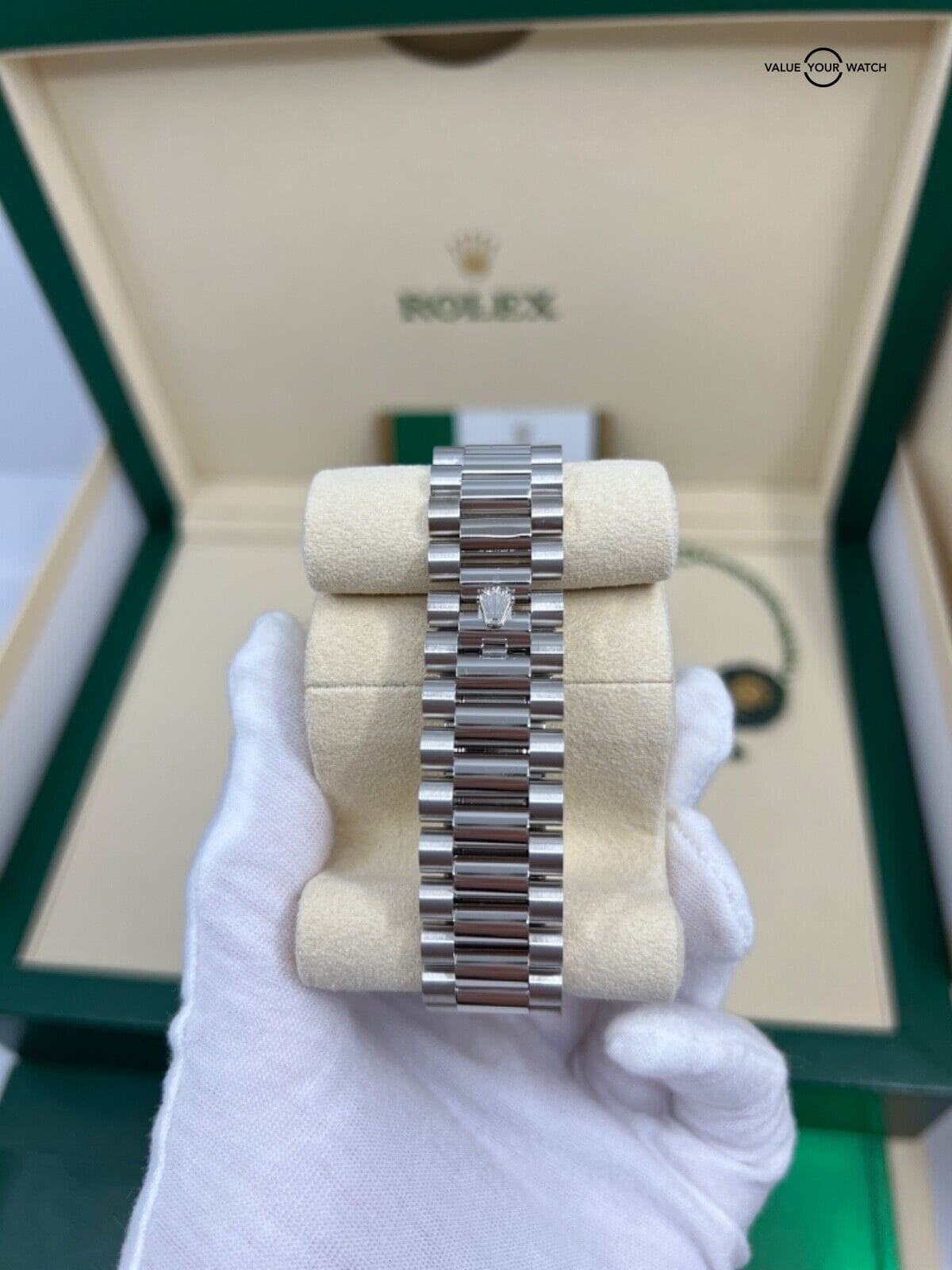 Mint Unpolished Rolex DayDate President 40mm Platinum Blue Quadrant Roman 228206 - Image 7