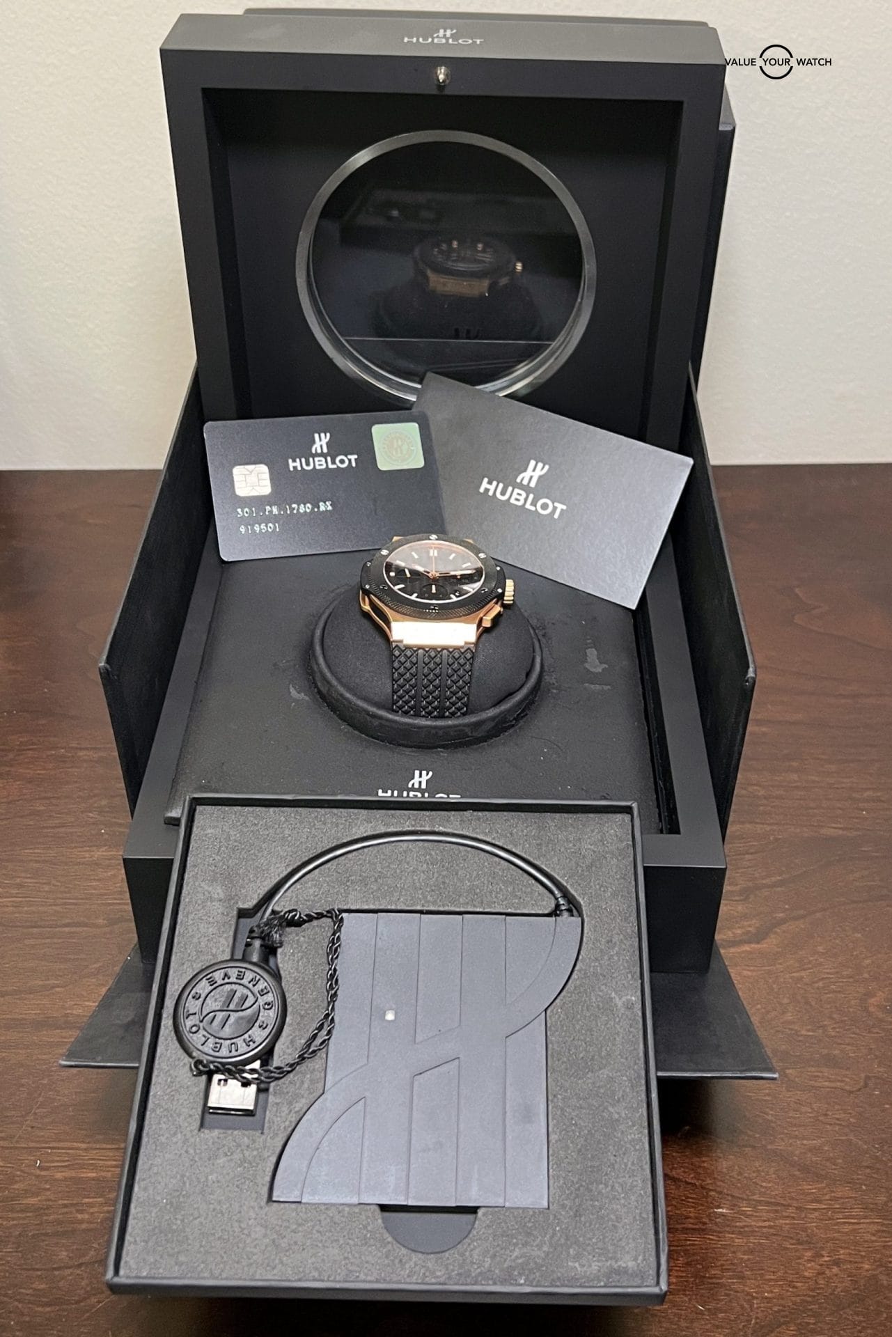 Hublot Big Bang Evolution Rose Gold Carbon Fiber Dial - Image 2