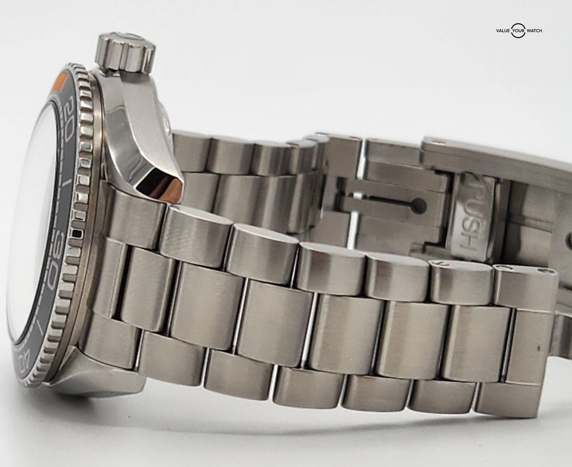 UNWORN OMEGA Seamaster Planet Ocean 600M Master Chronometer Men's Black Watch 44.25mm Stainless Steel 215.30.44.21.01.002 - Image 4