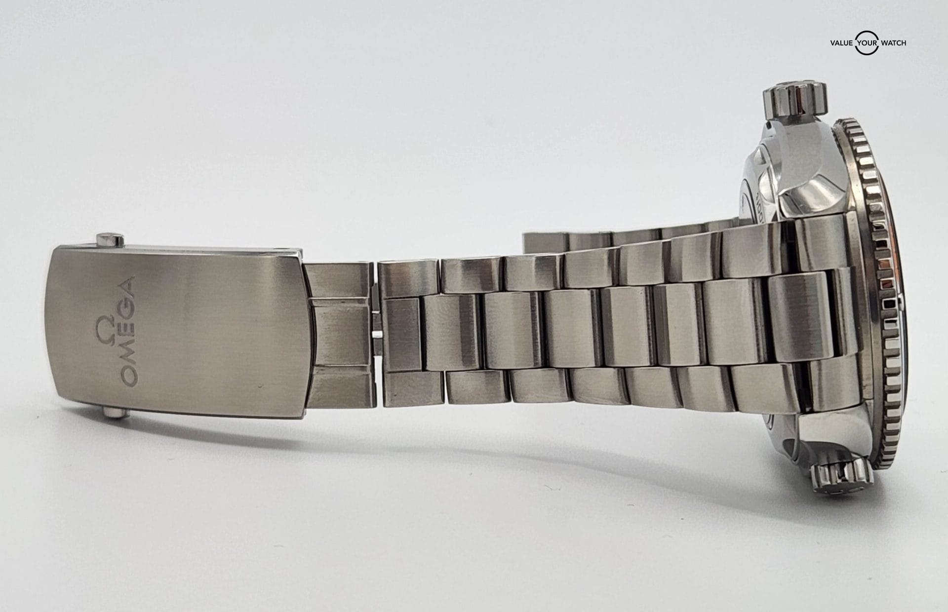 UNWORN OMEGA Seamaster Planet Ocean 600M Master Chronometer Men's Black Watch 44.25mm Stainless Steel 215.30.44.21.01.002 - Image 5