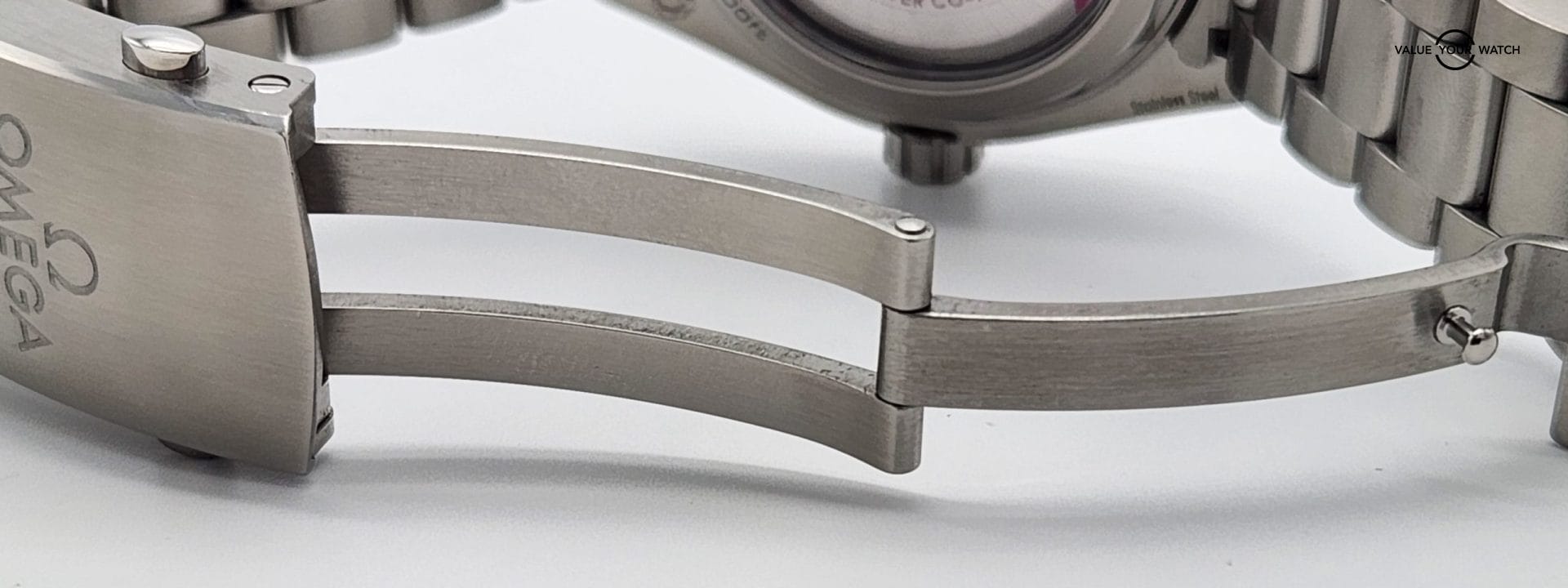 UNWORN OMEGA Seamaster Planet Ocean 600M Master Chronometer Men's Black Watch 44.25mm Stainless Steel 215.30.44.21.01.002 - Image 8