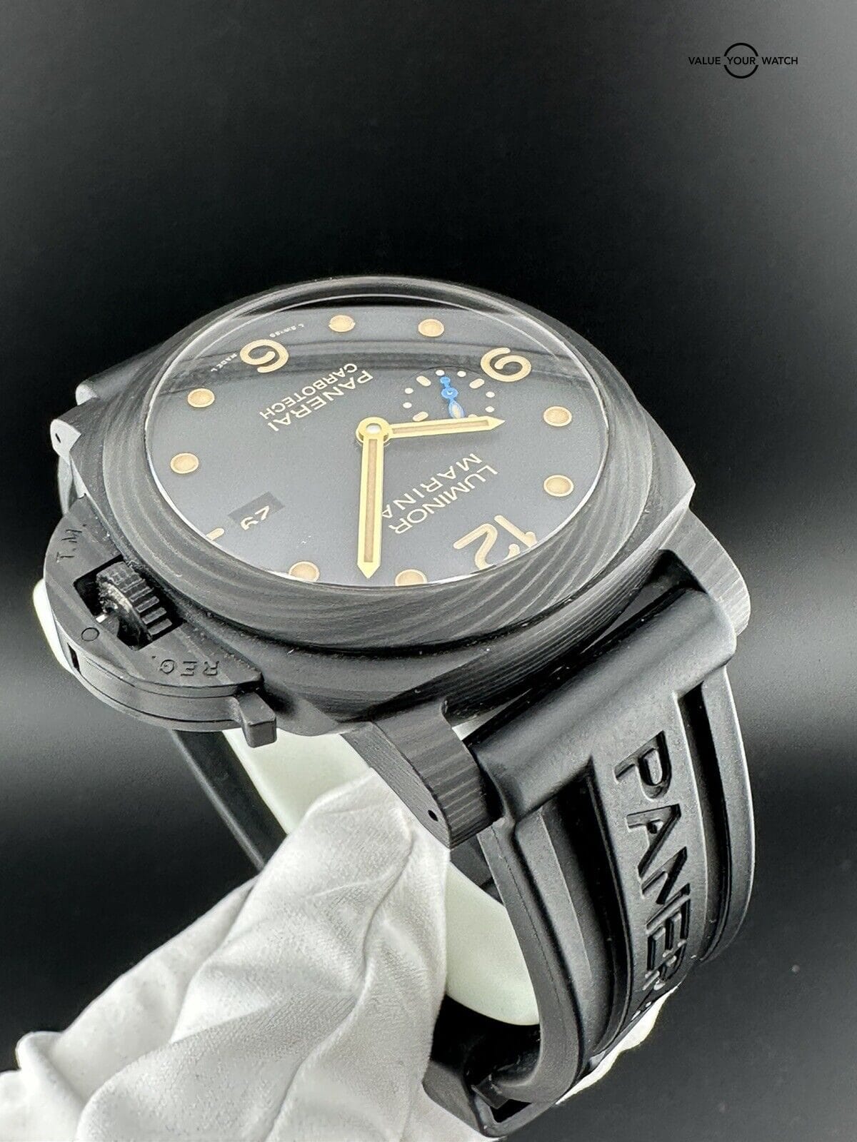 Panerai Luminor Marina Carbotech - PAM00661 - Image 2