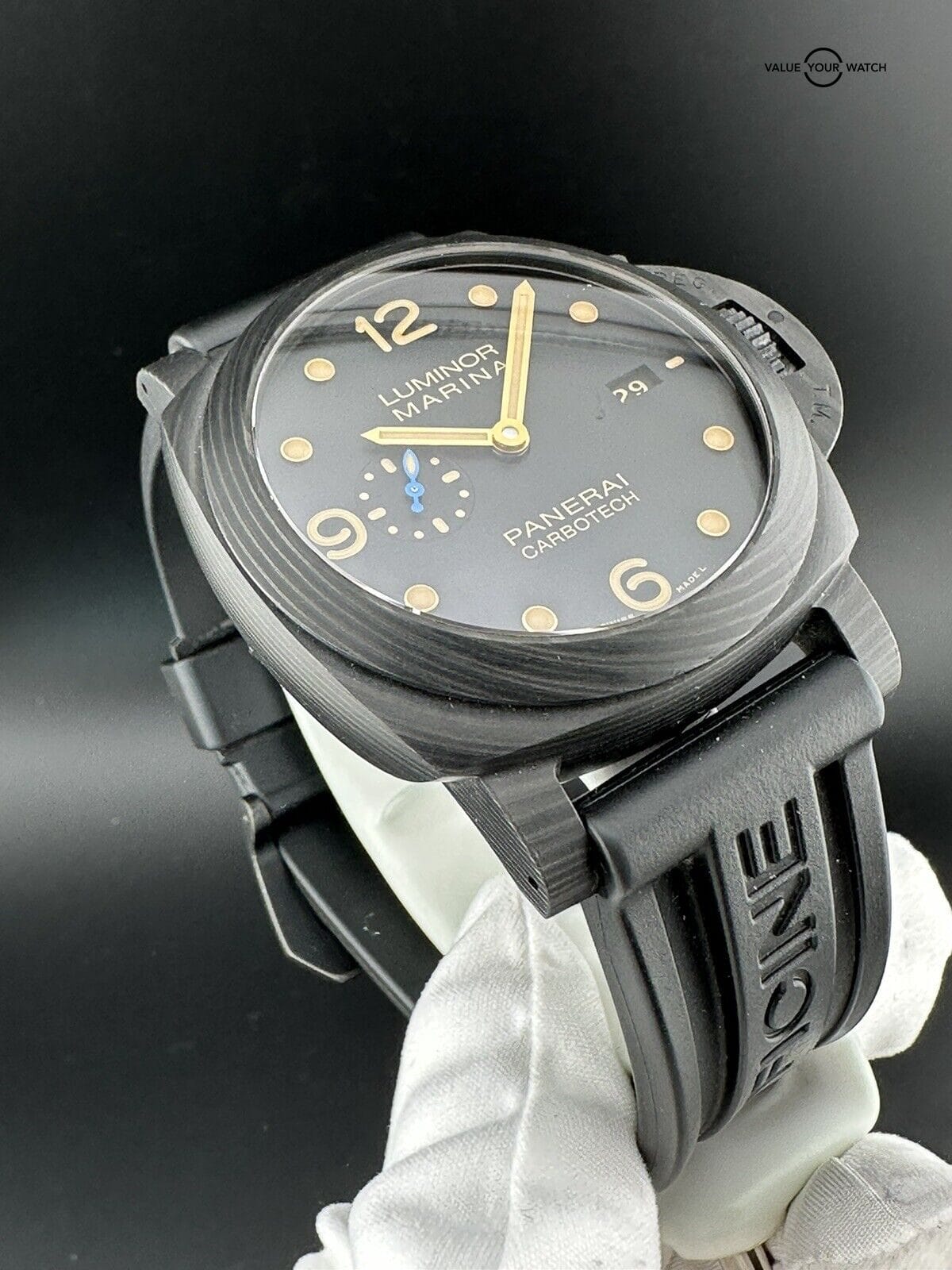Panerai Luminor Marina Carbotech - PAM00661 - Image 4