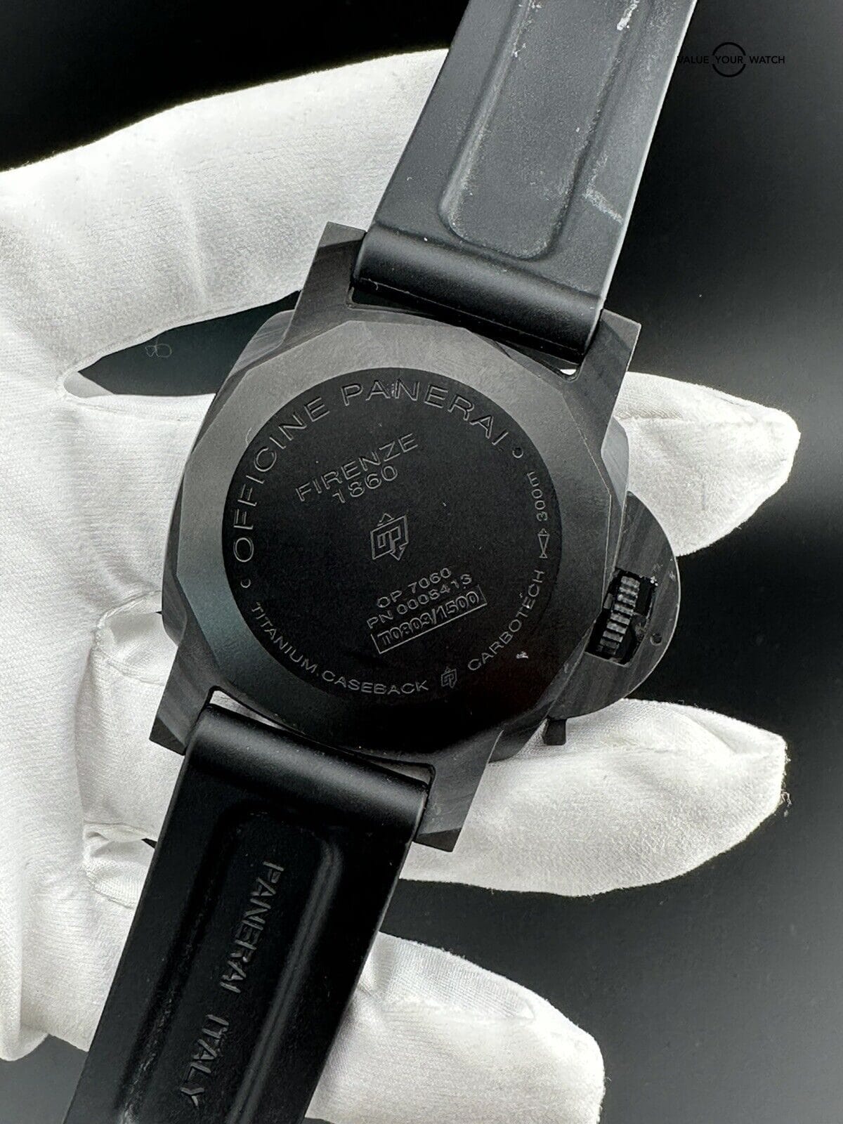 Panerai Luminor Marina Carbotech - PAM00661 - Image 11