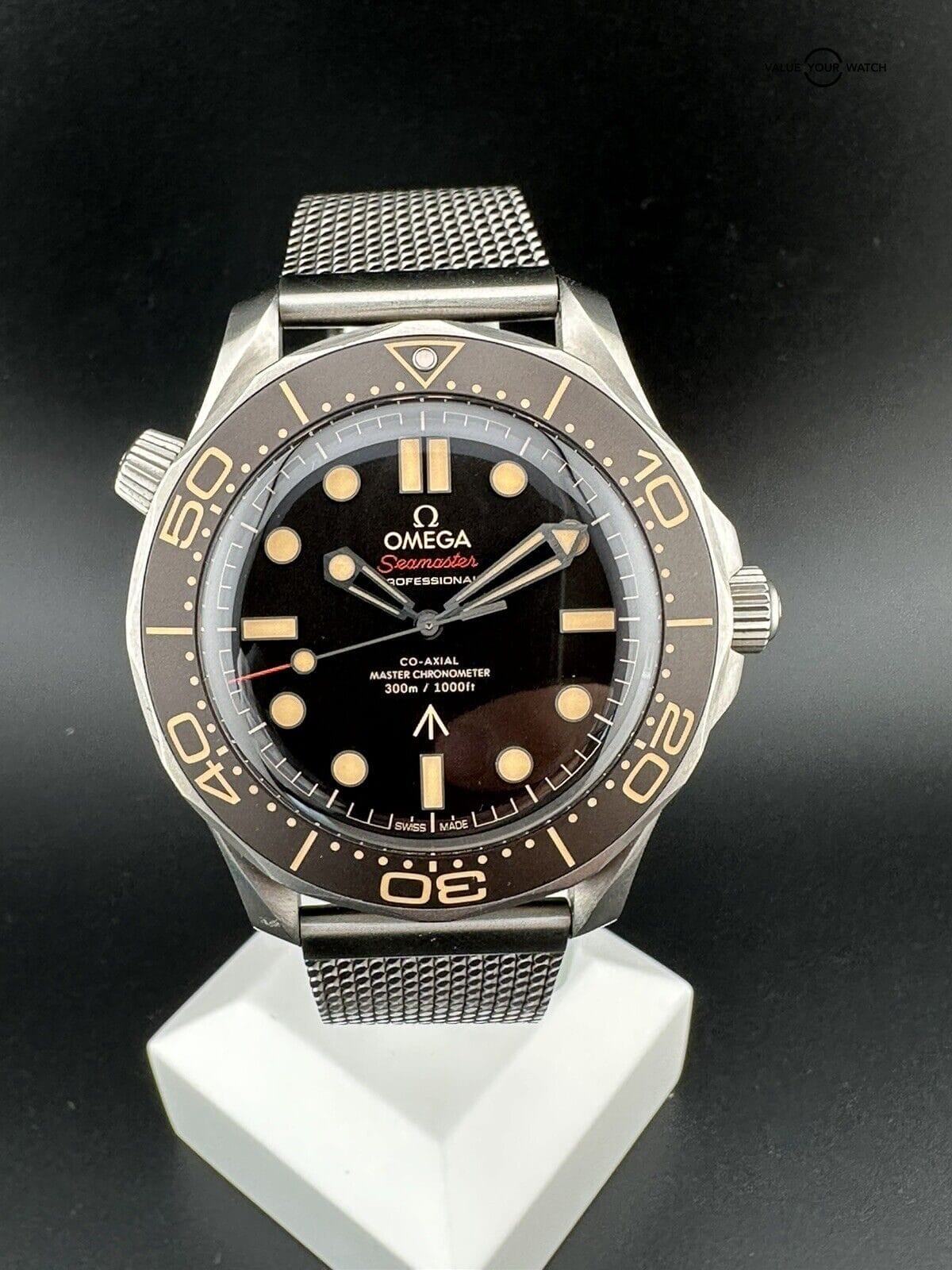 Omega Seamaster Diver 007 James Bond No Time to Die NTTD 210.92.42.20.01.001