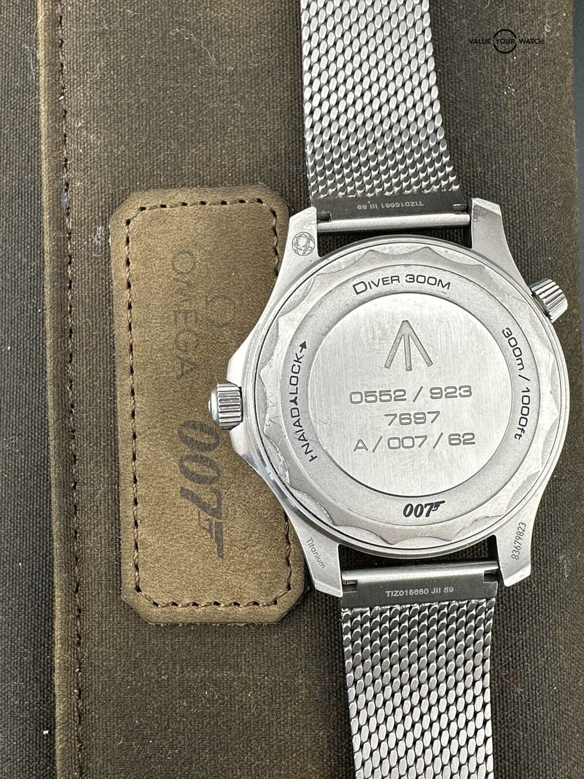 Omega Seamaster Diver 007 James Bond No Time to Die NTTD 210.92.42.20.01.001 - Image 6