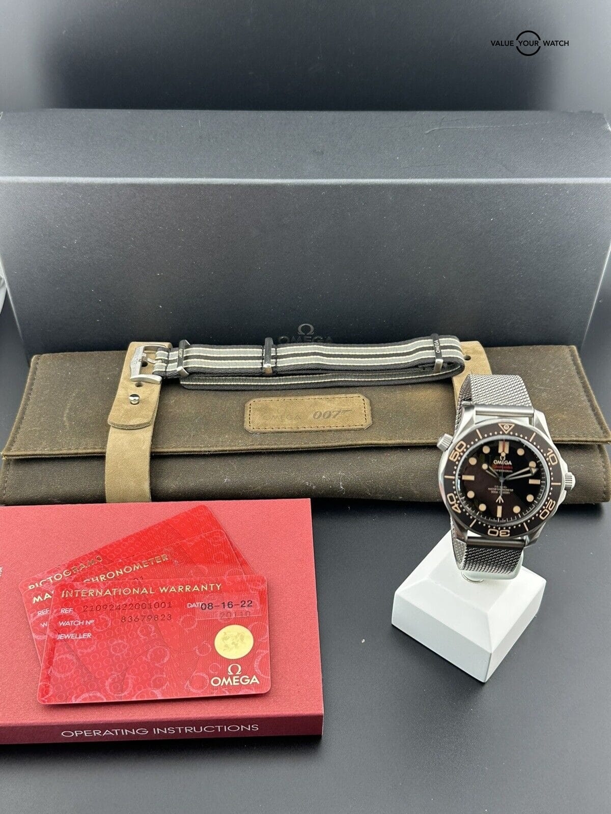 Omega Seamaster Diver 007 James Bond No Time to Die NTTD 210.92.42.20.01.001 - Image 8