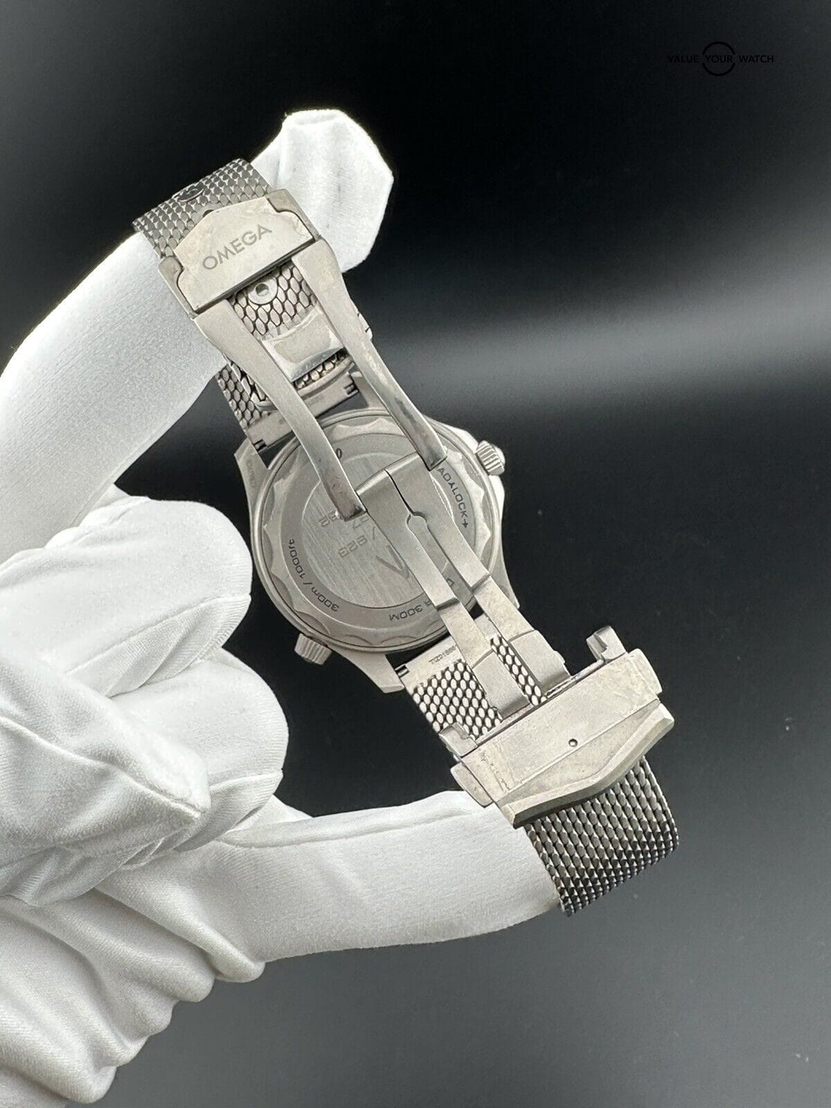 Omega Seamaster Diver 007 James Bond No Time to Die NTTD 210.92.42.20.01.001 - Image 11