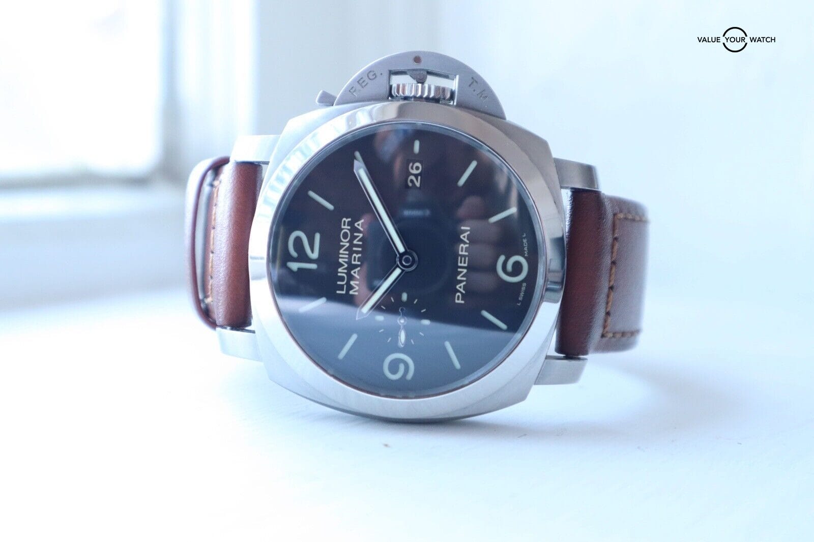 Panerai Luminor Marina 3 Days Watch with Brown Leather Strap - PAM00312 - Image 4