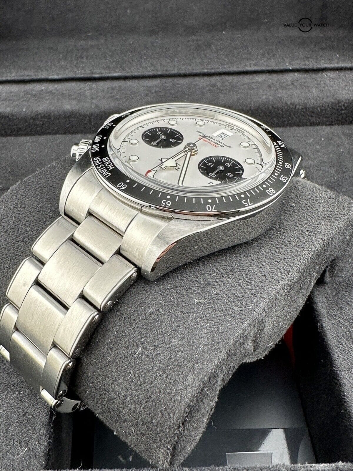 TUDOR Black Bay Chronograph Panda Watch - M79360N-0002 - Image 2