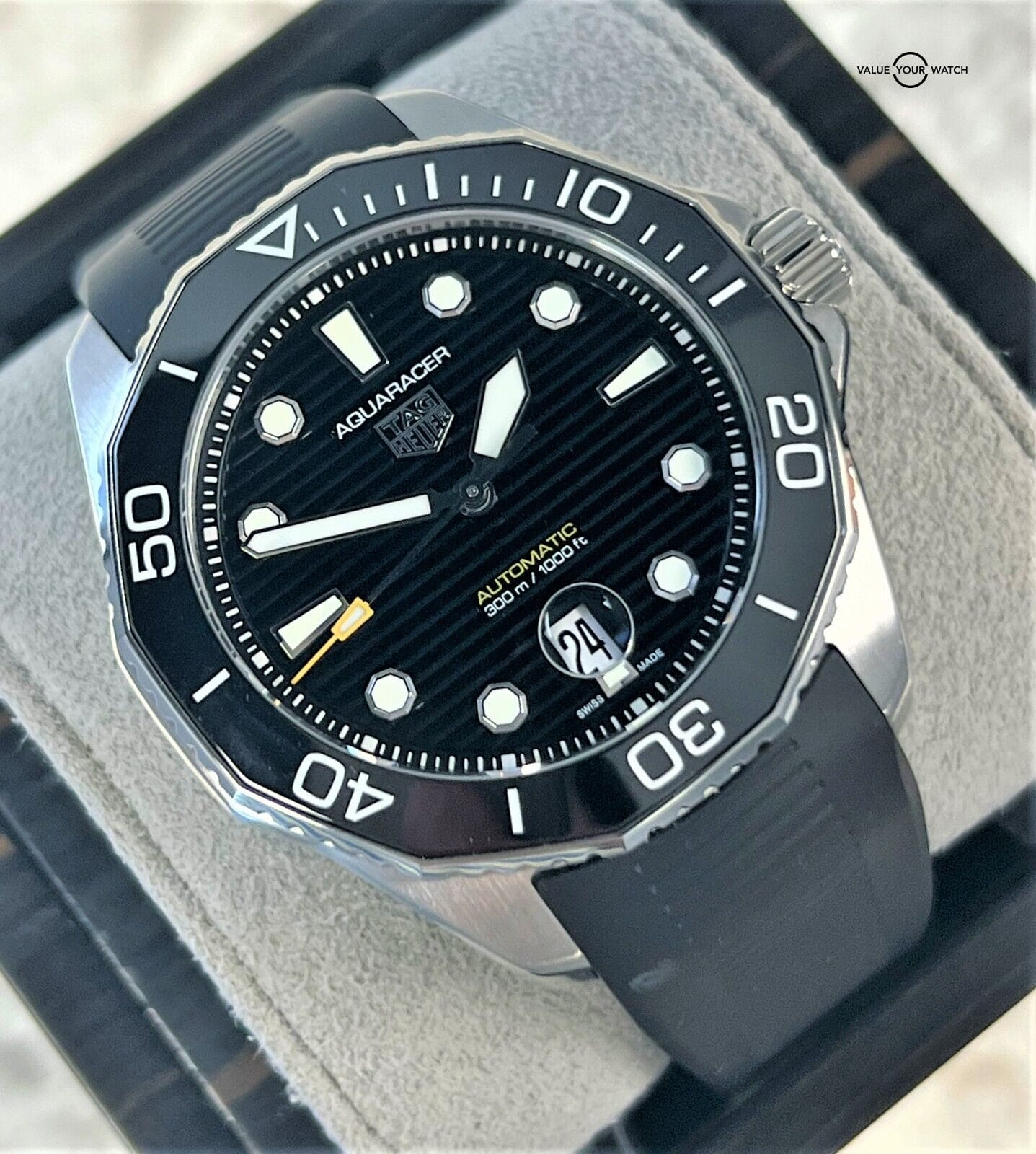 Tag Heuer Aquaracer 300 Automatic 43mm Black Dial WBP201A.FT6197! - Image 4