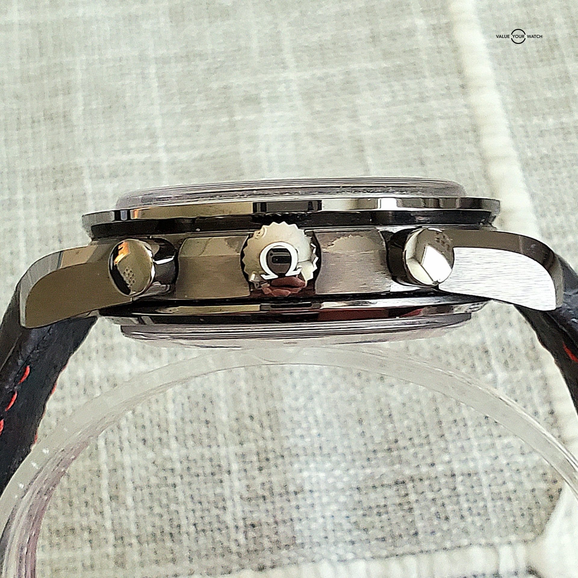 Omega Speedmaster Moonwatch Grey Side of the Moon Box and Papers Included - Image 6