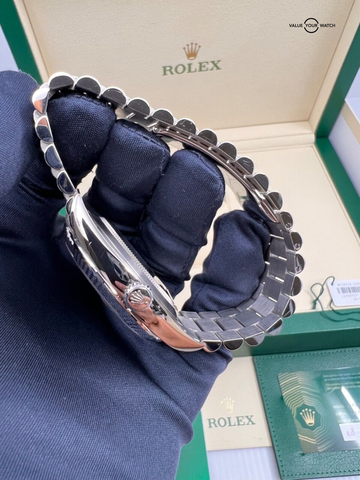 2022 Fluted Platinum Rolex Day-Date 40 228236 President Olive Green Roman - Image 8