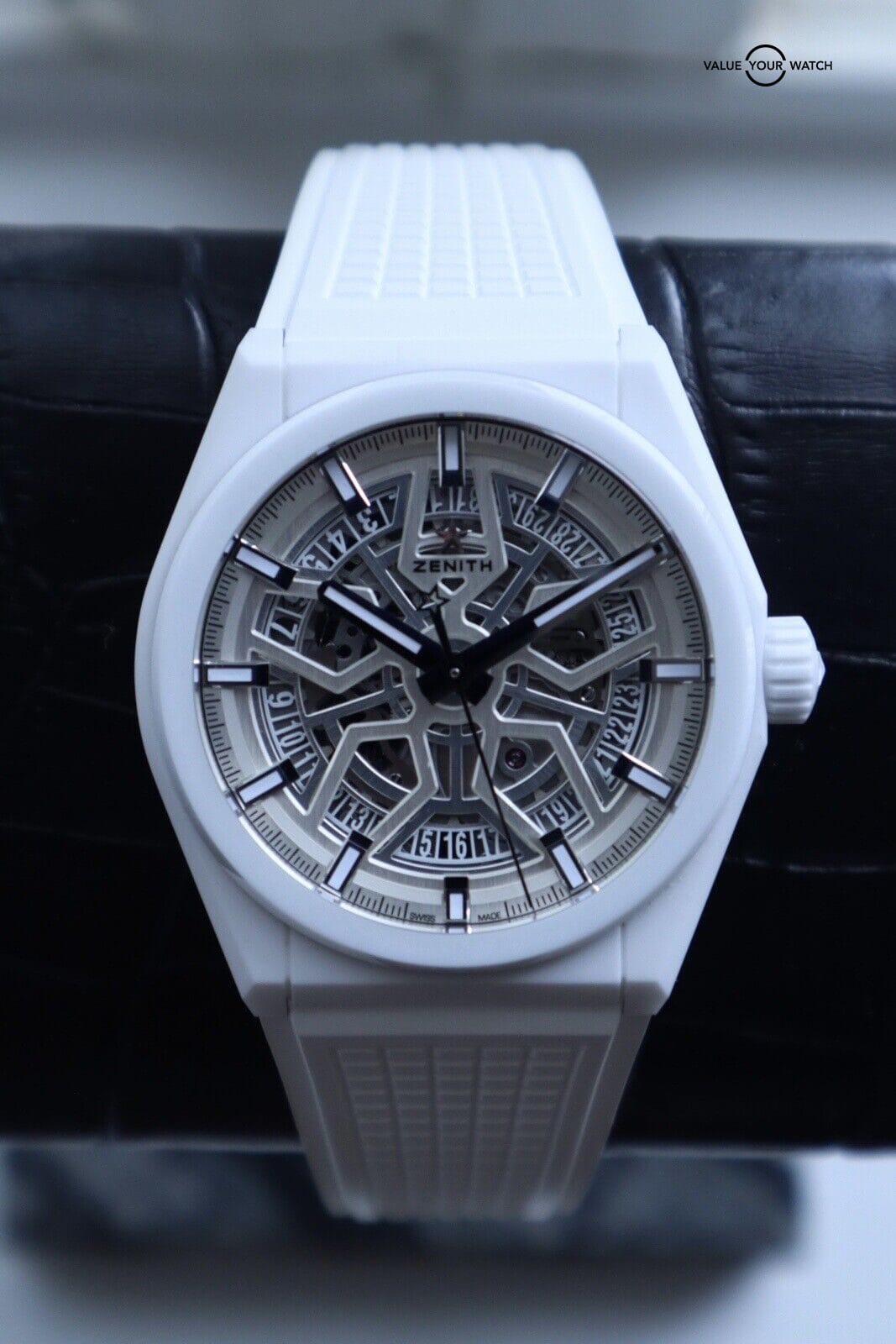 Discontinued ZENITH Defy Classic Skeleton 49.9002.670/01R792 White Ceramic - Image 11