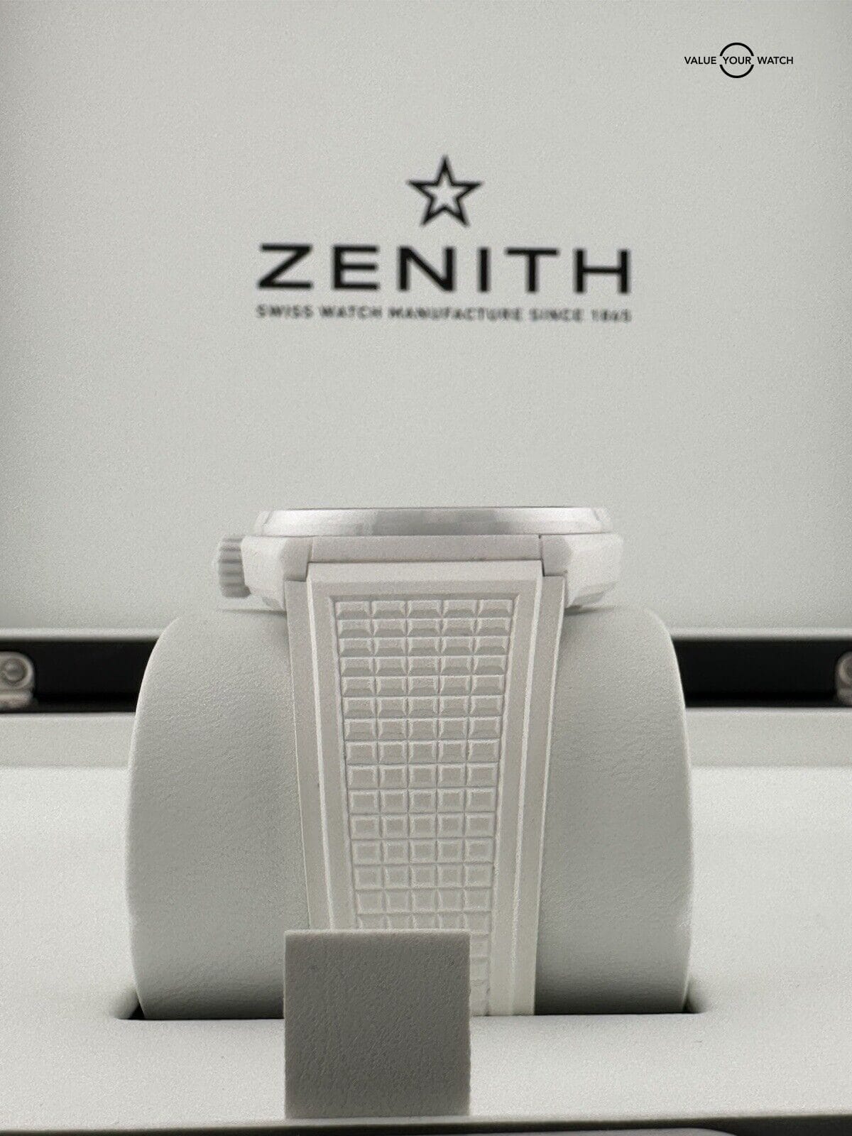 Discontinued ZENITH Defy Classic Skeleton 49.9002.670/01R792 White Ceramic
