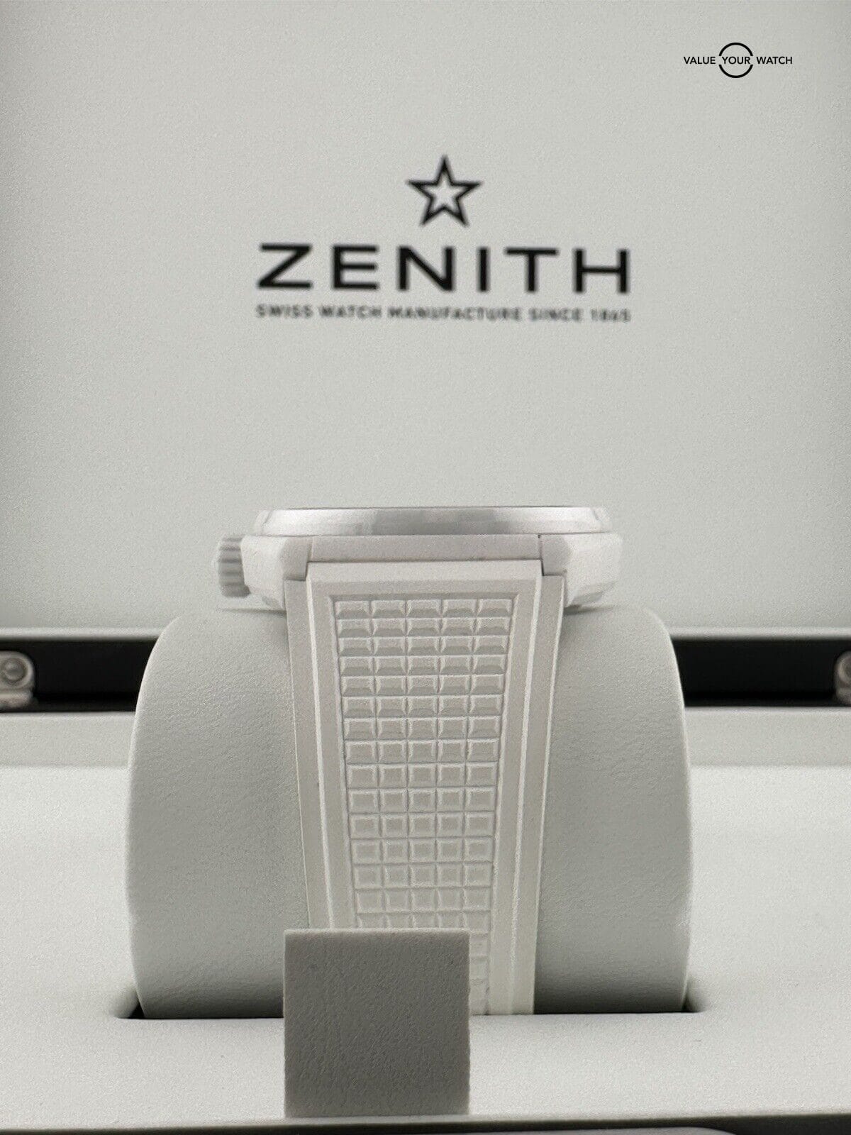 Discontinued ZENITH Defy Classic Skeleton 49.9002.670/01R792 White Ceramic - Image 14