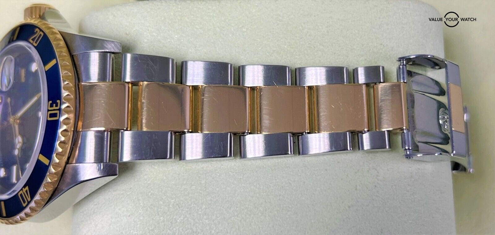 Rolex Submariner Date 16613 Blue Dial 18K Yellow Gold & SS B&P Serviced! - Image 9