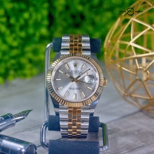 Rolex Datejust 41mm 126333 Silver Dial Steel Yellow Gold Box & Papers