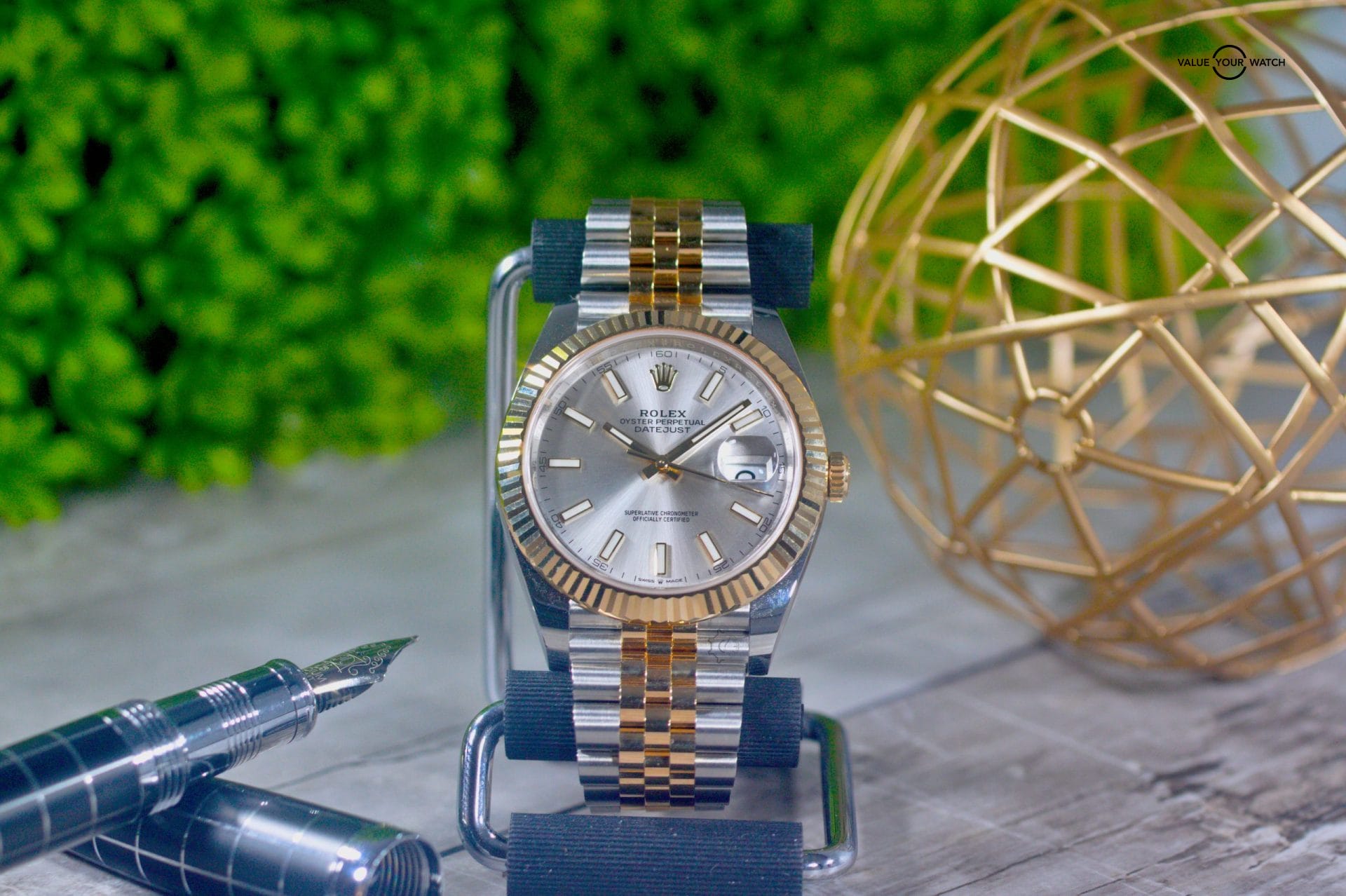 Rolex Datejust 41mm 126333 Silver Dial Steel Yellow Gold Box & Papers