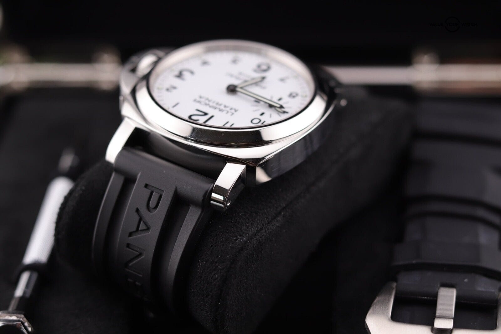 Panerai Luminor Marina 44 8 Days White PAM00563 B&P - Image 8