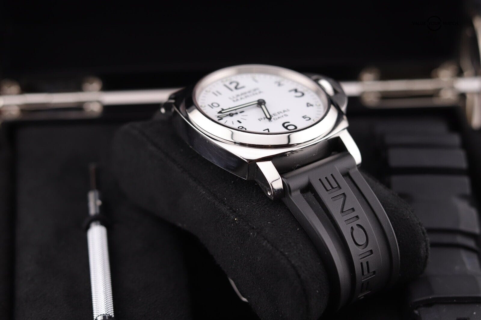 Panerai Luminor Marina 44 8 Days White PAM00563 B&P - Image 9