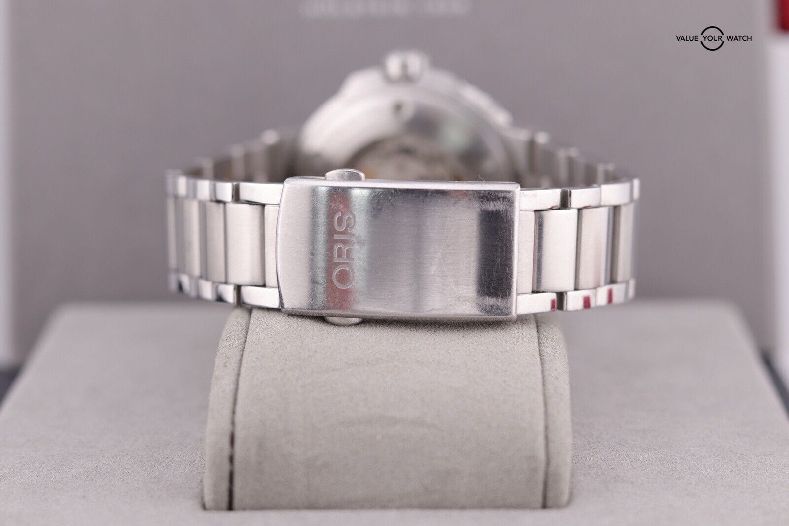 Oris Aquis Date 300m Diver Green 43.5mmref. 01 733 7730 4154 - Image 7