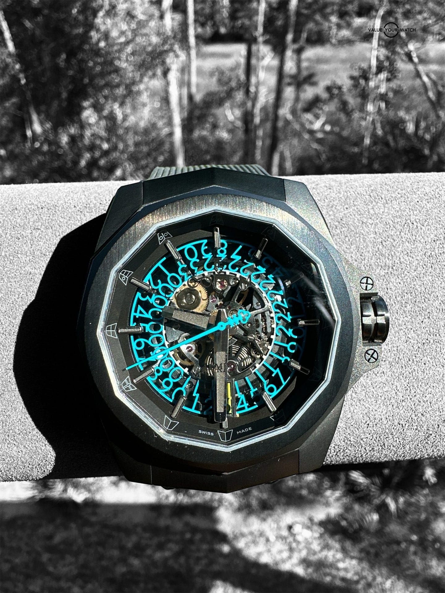 CORUM ADMIRAL CUP 45 SUPER RARE LIMITED EDITION - Image 7