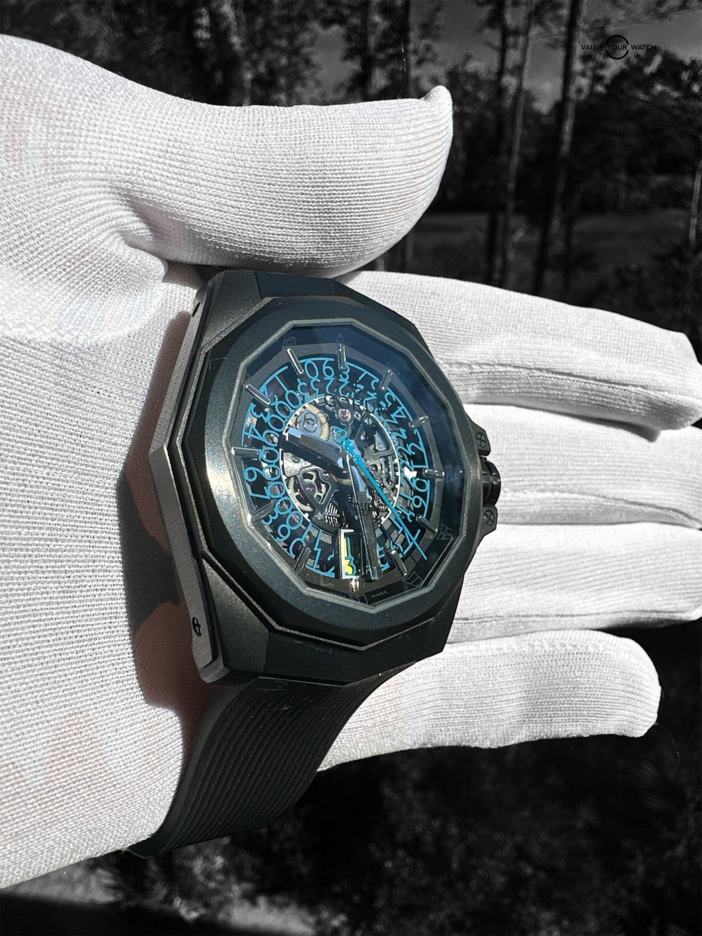 CORUM ADMIRAL CUP 45 SUPER RARE LIMITED EDITION - Image 9