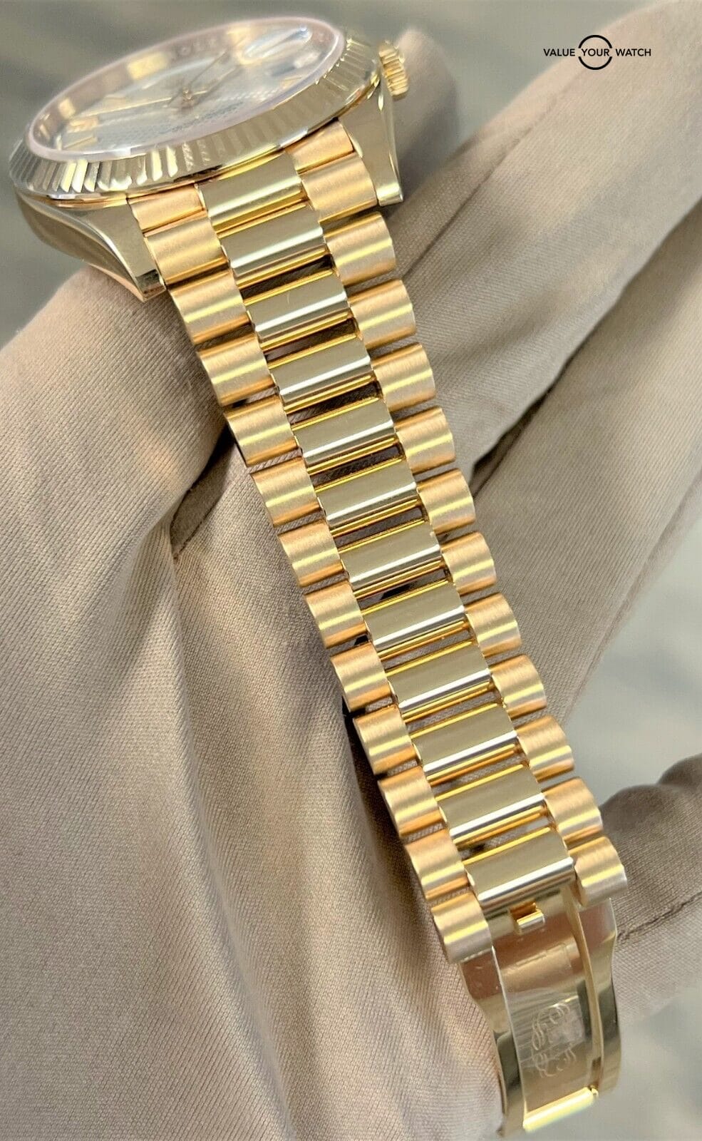 Rolex 228238 Day-Date 40mm Silver Motif Dial 18K Yellow Gold 2021/BOXES/PAPERS! - Image 8