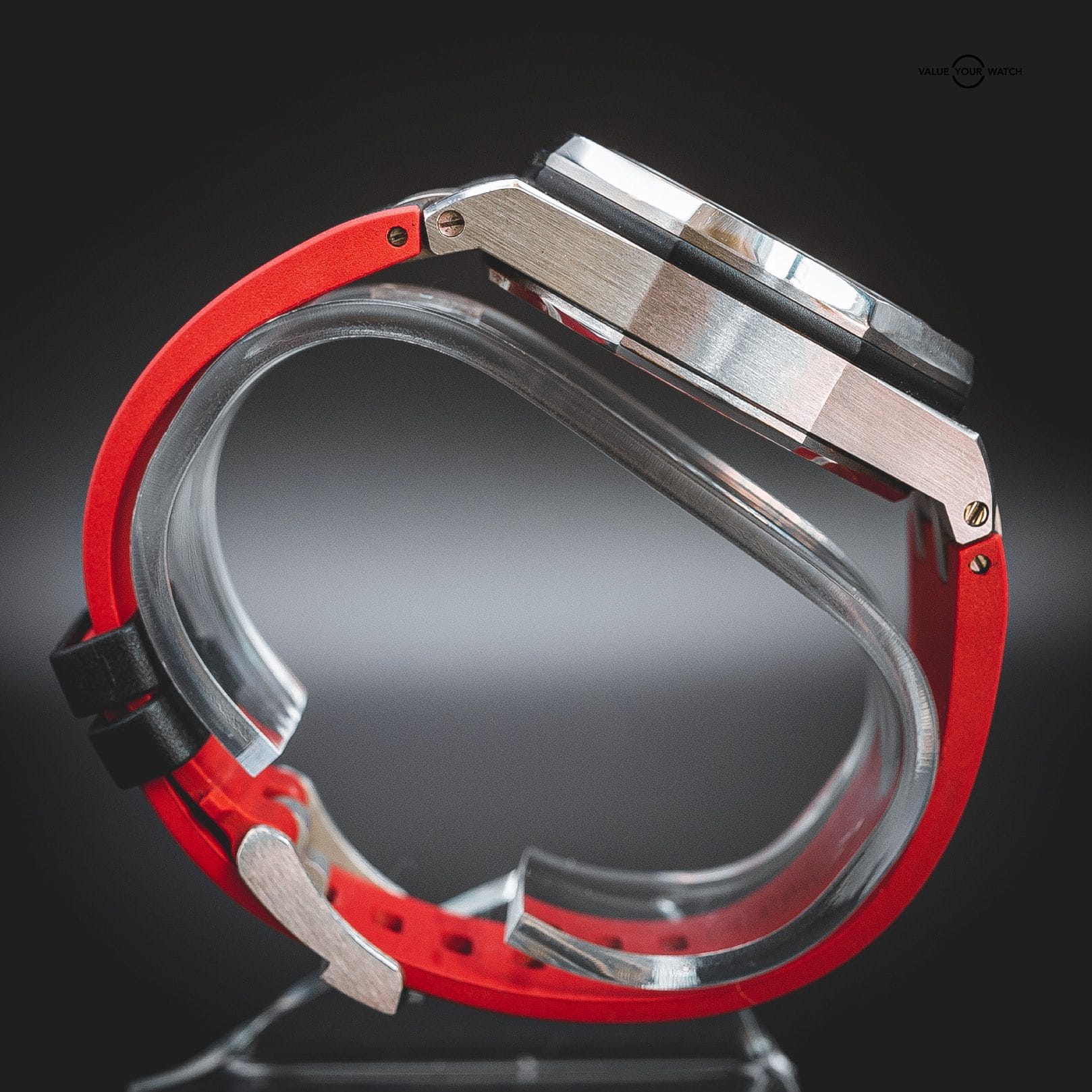 Audemars Piguet Royal Oak Offshore Chronograph “Vampire” Black/Red Dial Steel (42mm, 26470ST.OO.A101CR.01) - Image 13