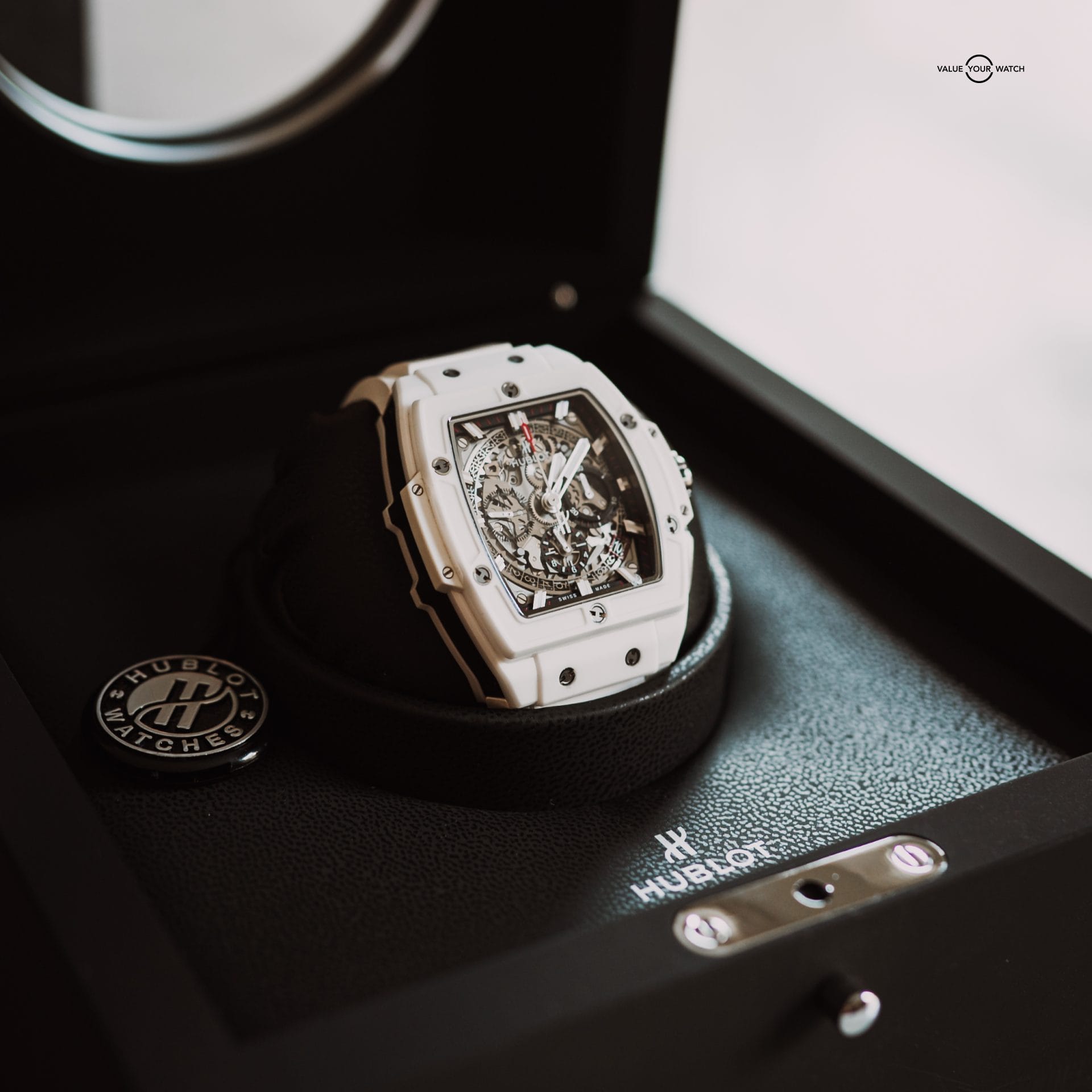 【正規品】HUBLOT用ホワイトレザーベルト42ミリ 正規品】HUBLOT用ホワイトレザーベルト42ミリ