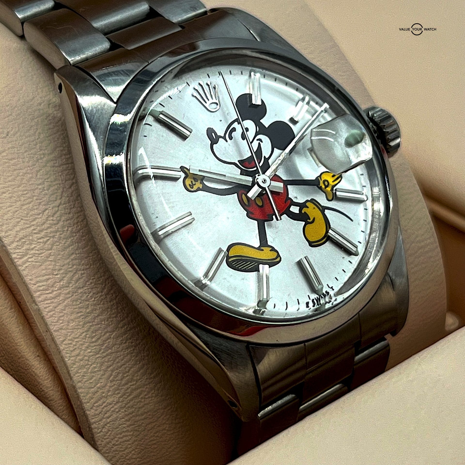 Rolex Oyster Perpetual Date 1500 Mickey Mouse Dial 34mm - Image 4