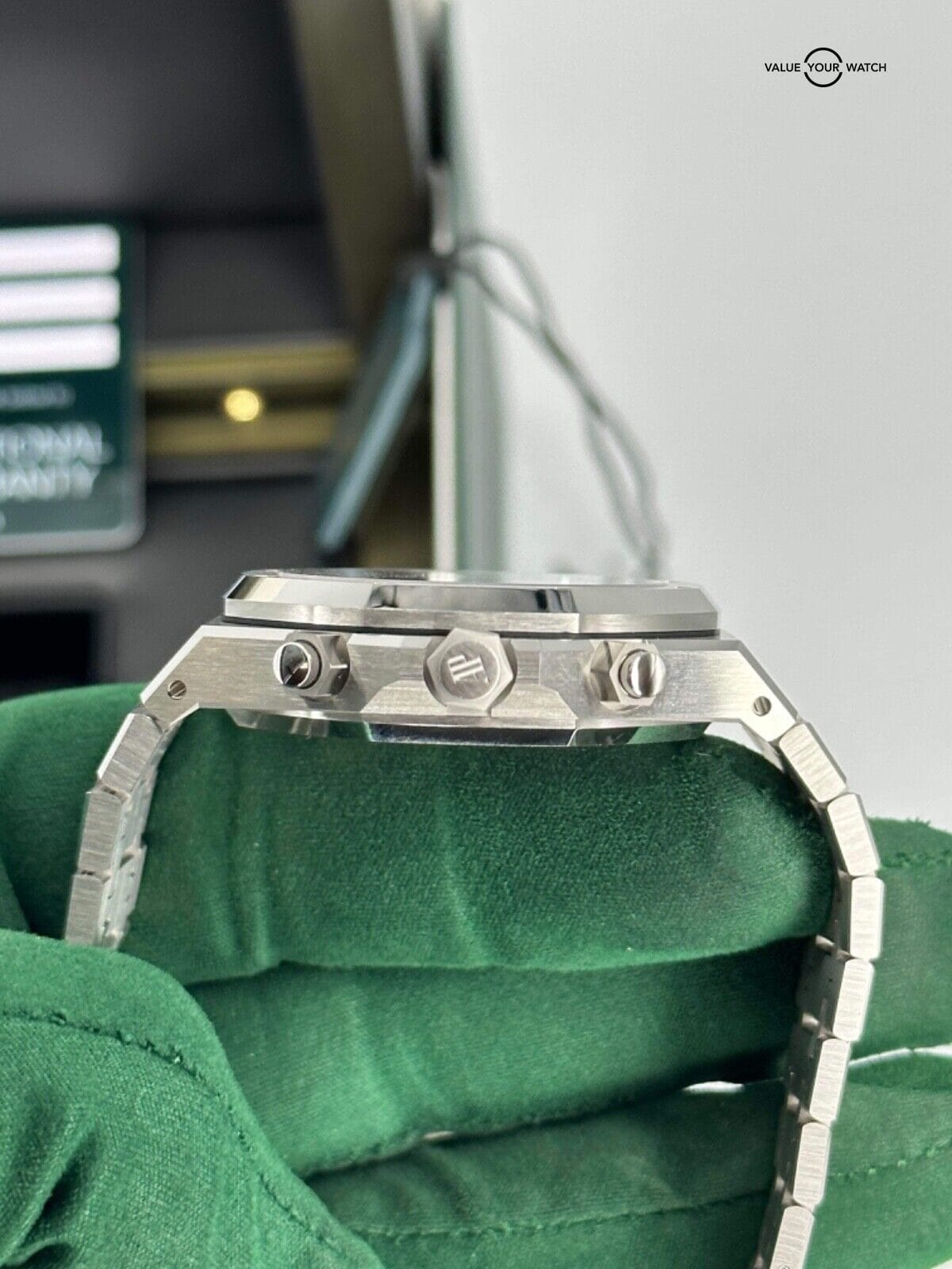 2023 New Unworn AP Audemars Piguet Royal Oak Chronograph 41mm Steel Blue Dial - Image 5