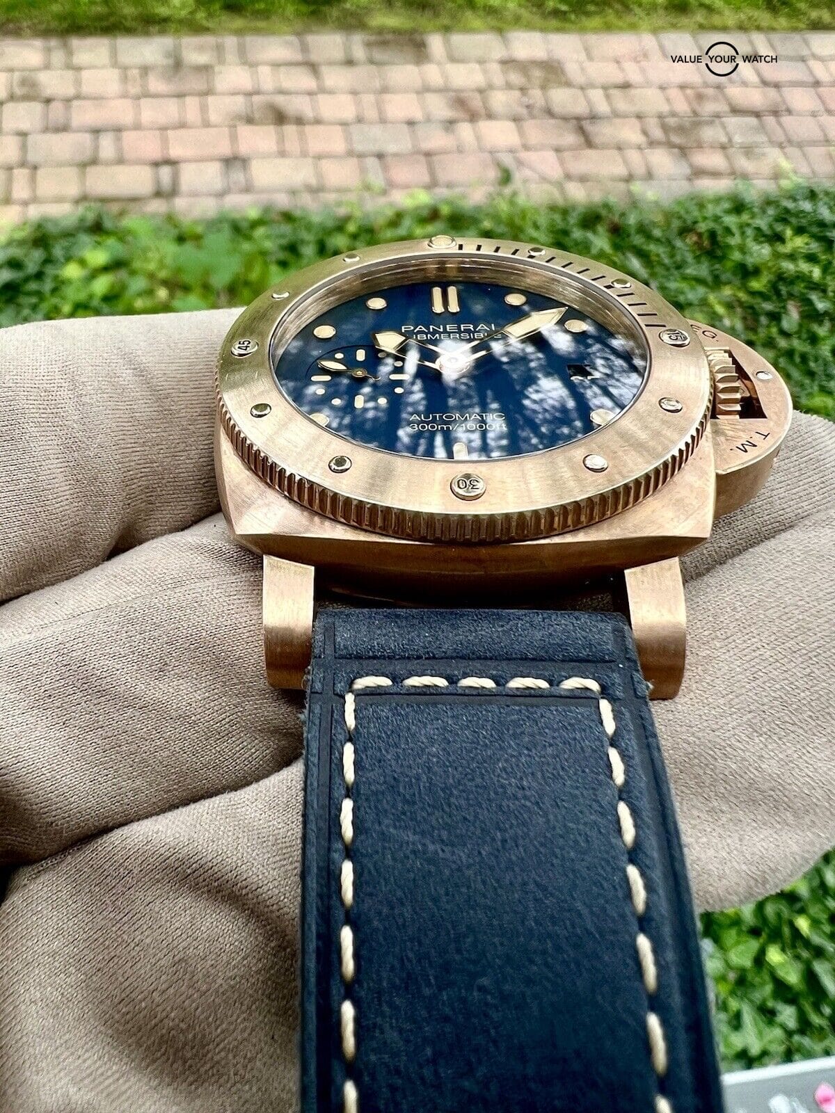 2023 Panerai Luminor Submersible Bronze Blue Dial Men's Watch - PAM01074 - Image 9