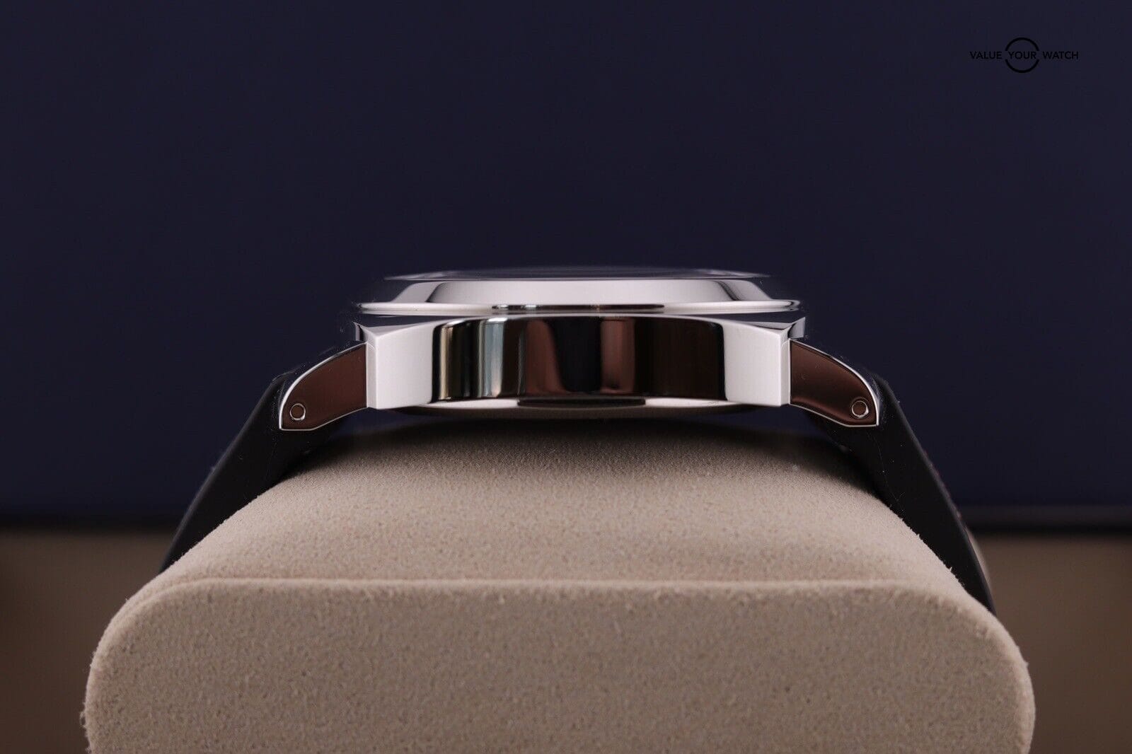 2023 Panerai Luminor Luna Rossa Limited PAM01342 Complete Set - Image 8