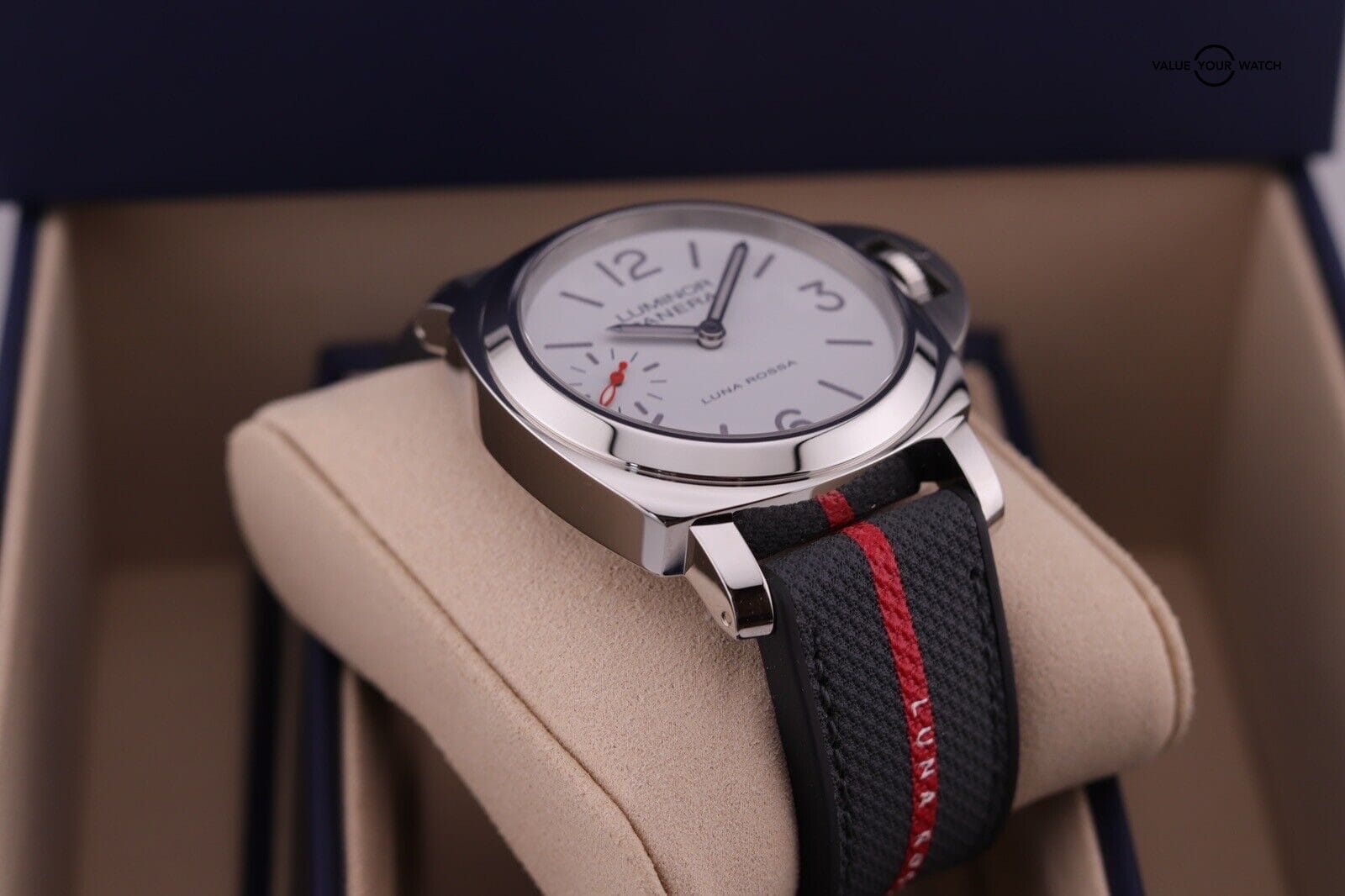 2023 Panerai Luminor Luna Rossa Limited PAM01342 Complete Set - Image 9