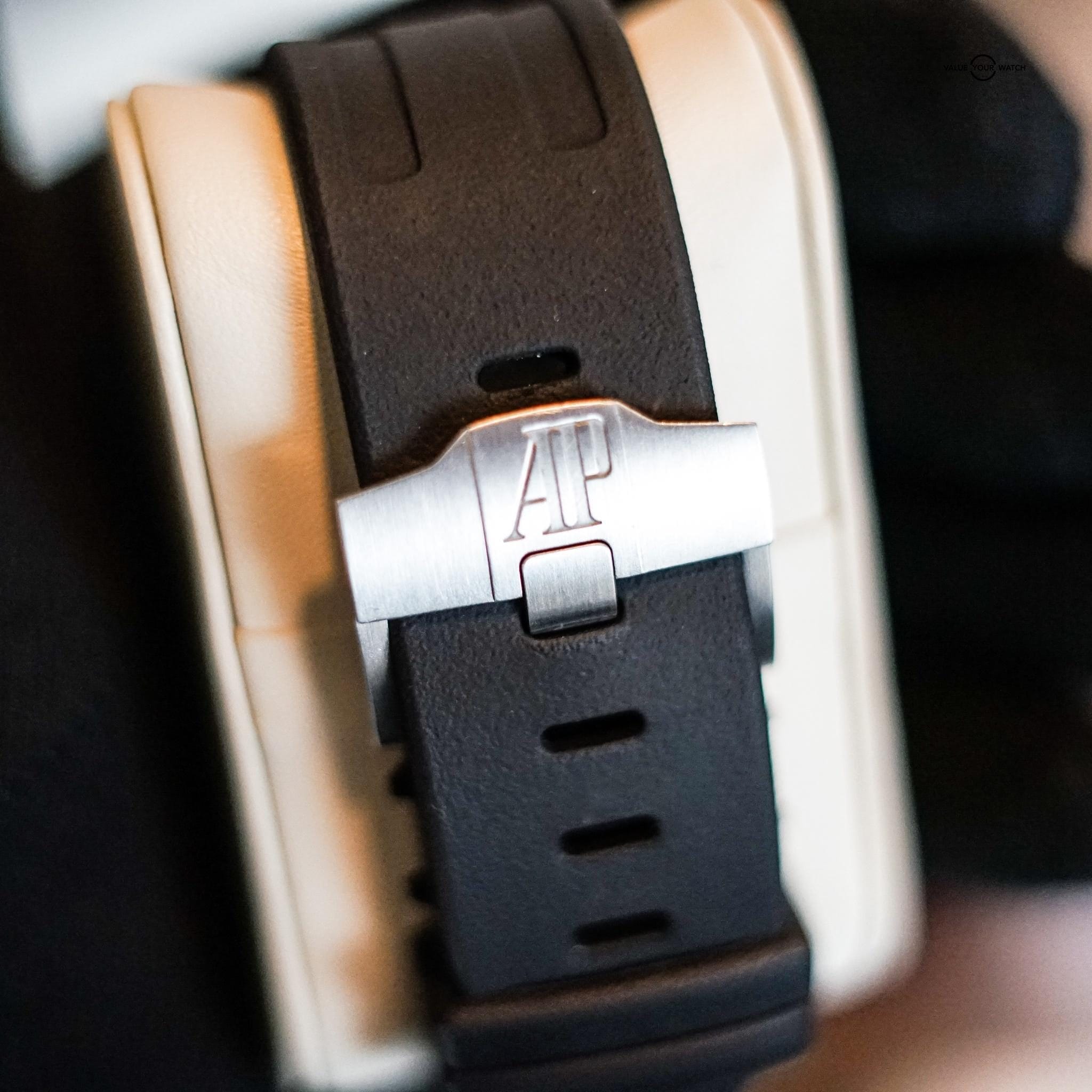 AUDEMARS PIGUET Royal Oak Offshore 42 Steel Black BOX & PAPERS SERVICED- 15703ST - Image 8