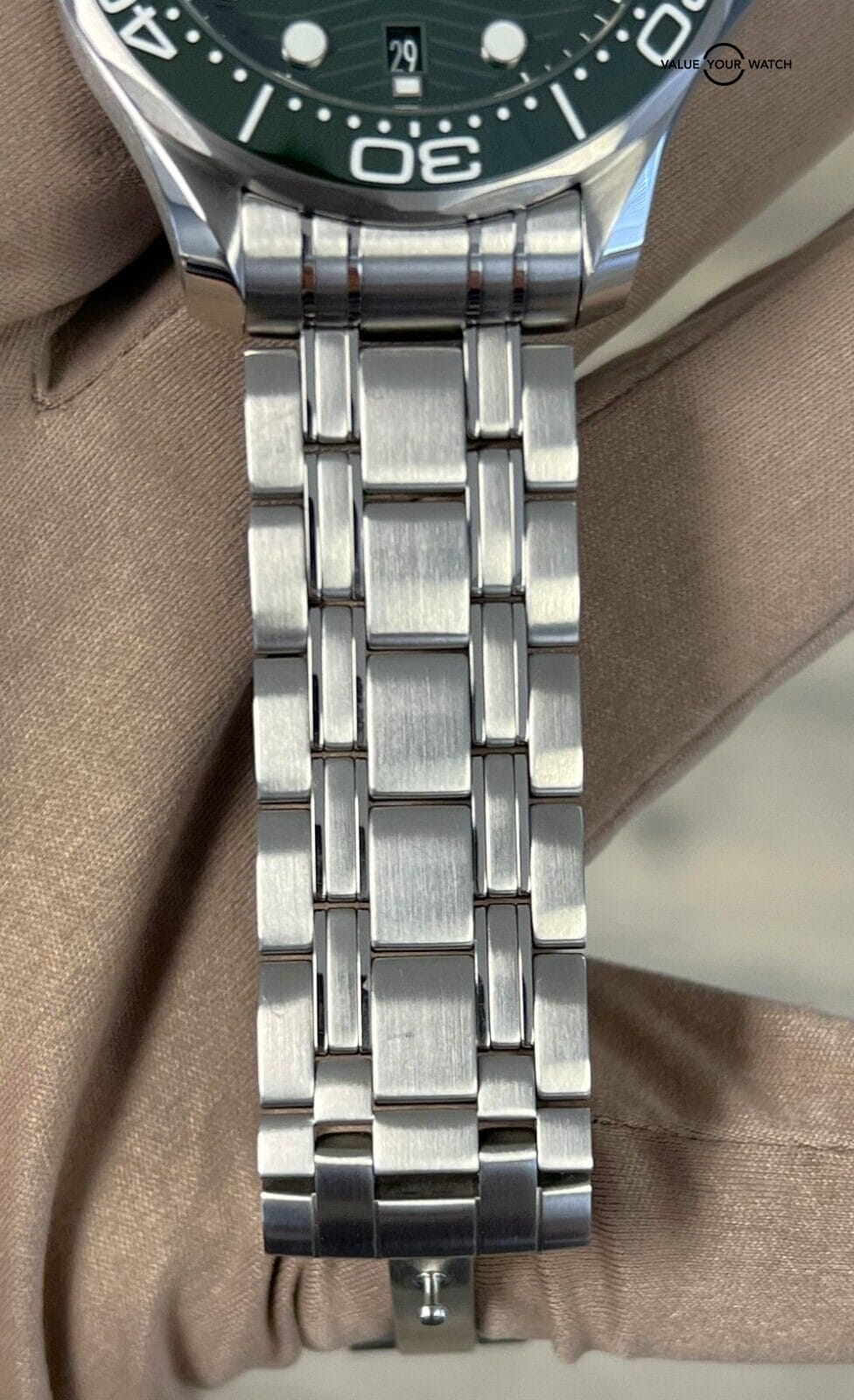 2023 Omega Seamaster Diver 300 Green 210.30.42.20.10.001 BOXES/PAPERS! - Image 9