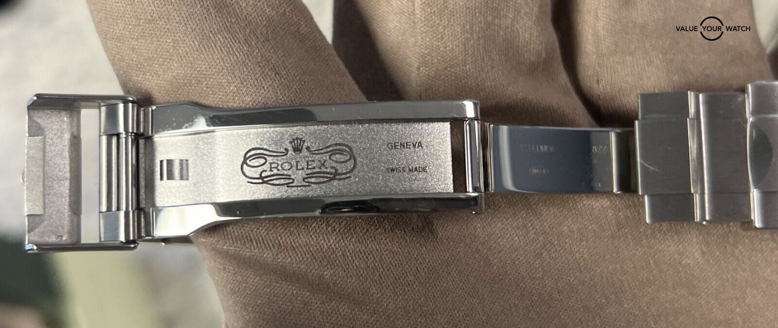 Rolex Submariner Date 116610 40mm Stainless Steel Black Dial BOX/PAPERS! - Image 10