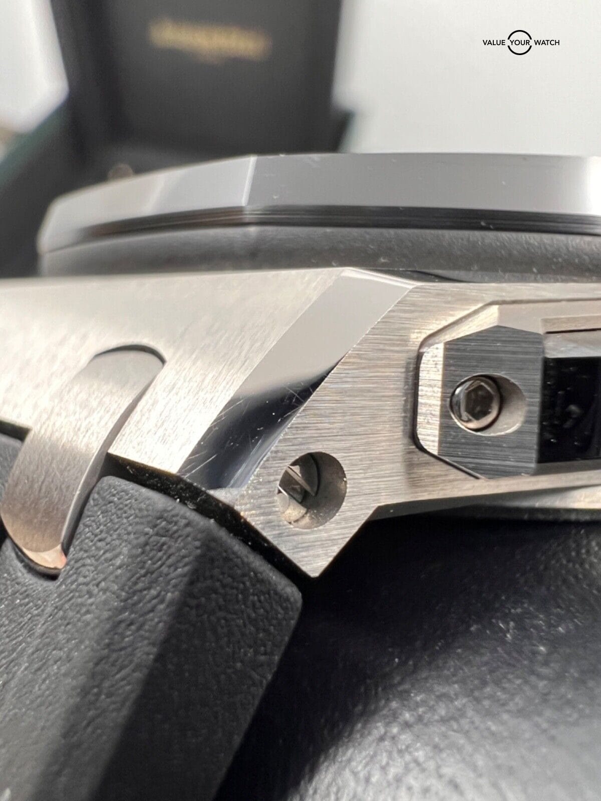 Ceramic Bezel 43mm Black Dial Audemars Piguet AP Royal Oak Offshore Chronograph - Image 5