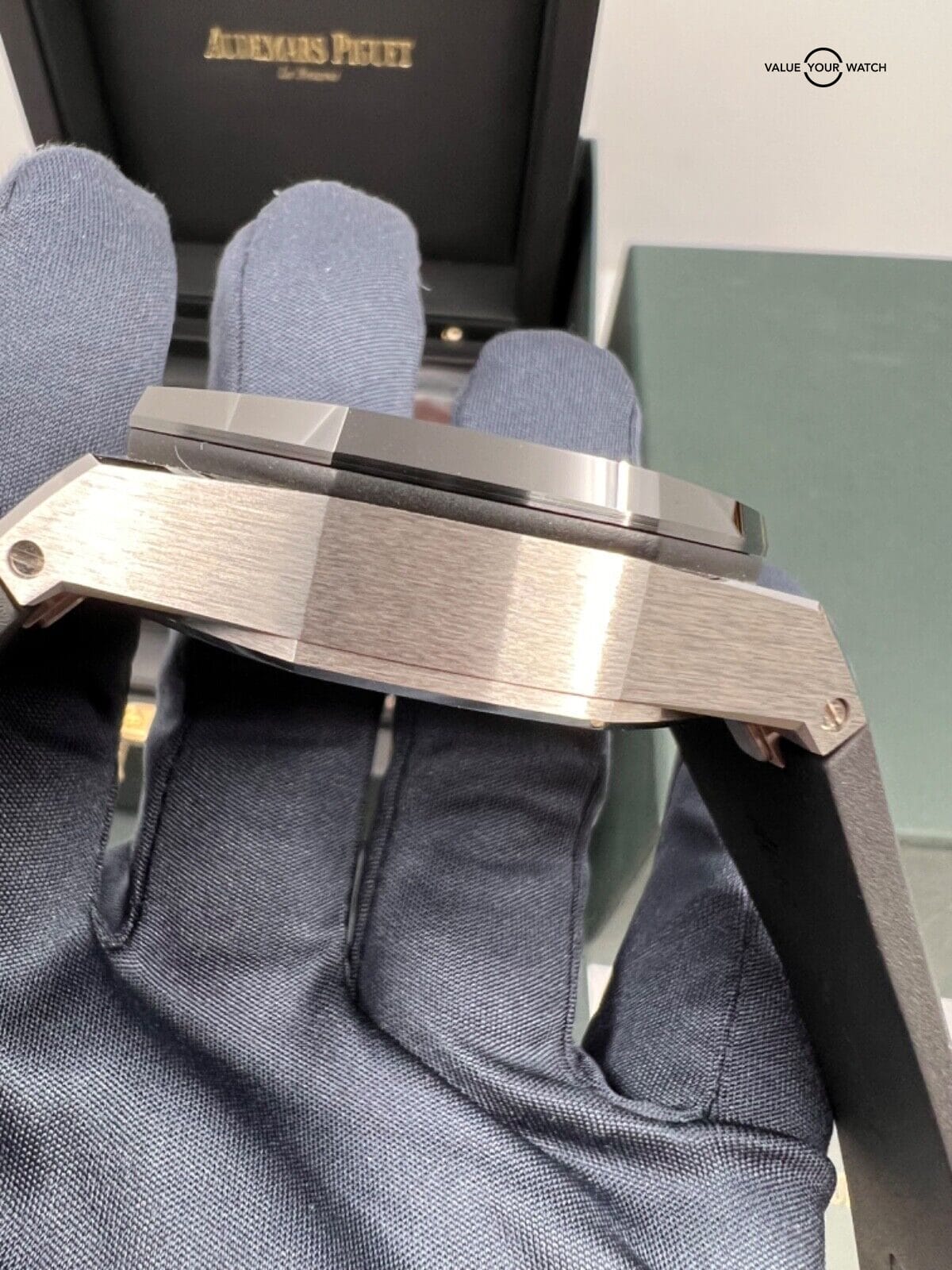 Ceramic Bezel 43mm Black Dial Audemars Piguet AP Royal Oak Offshore Chronograph - Image 6