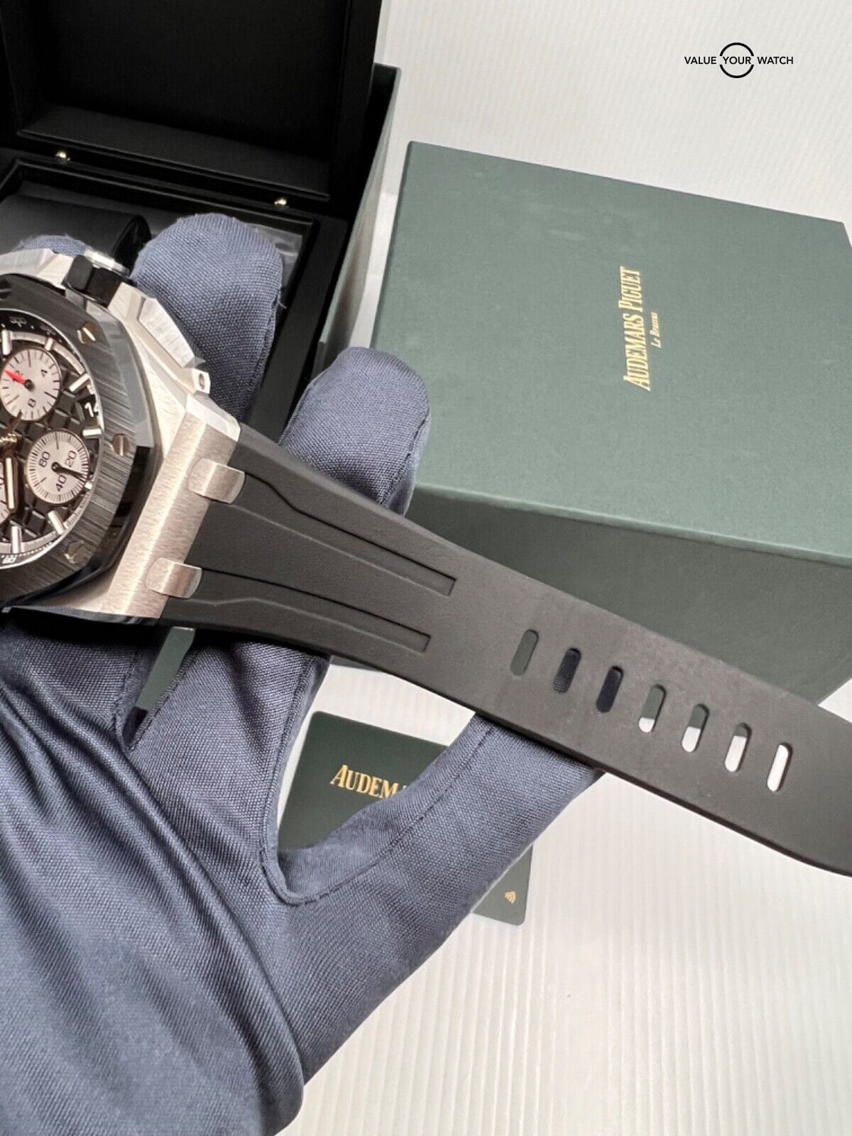 Ceramic Bezel 43mm Black Dial Audemars Piguet AP Royal Oak Offshore Chronograph - Image 8